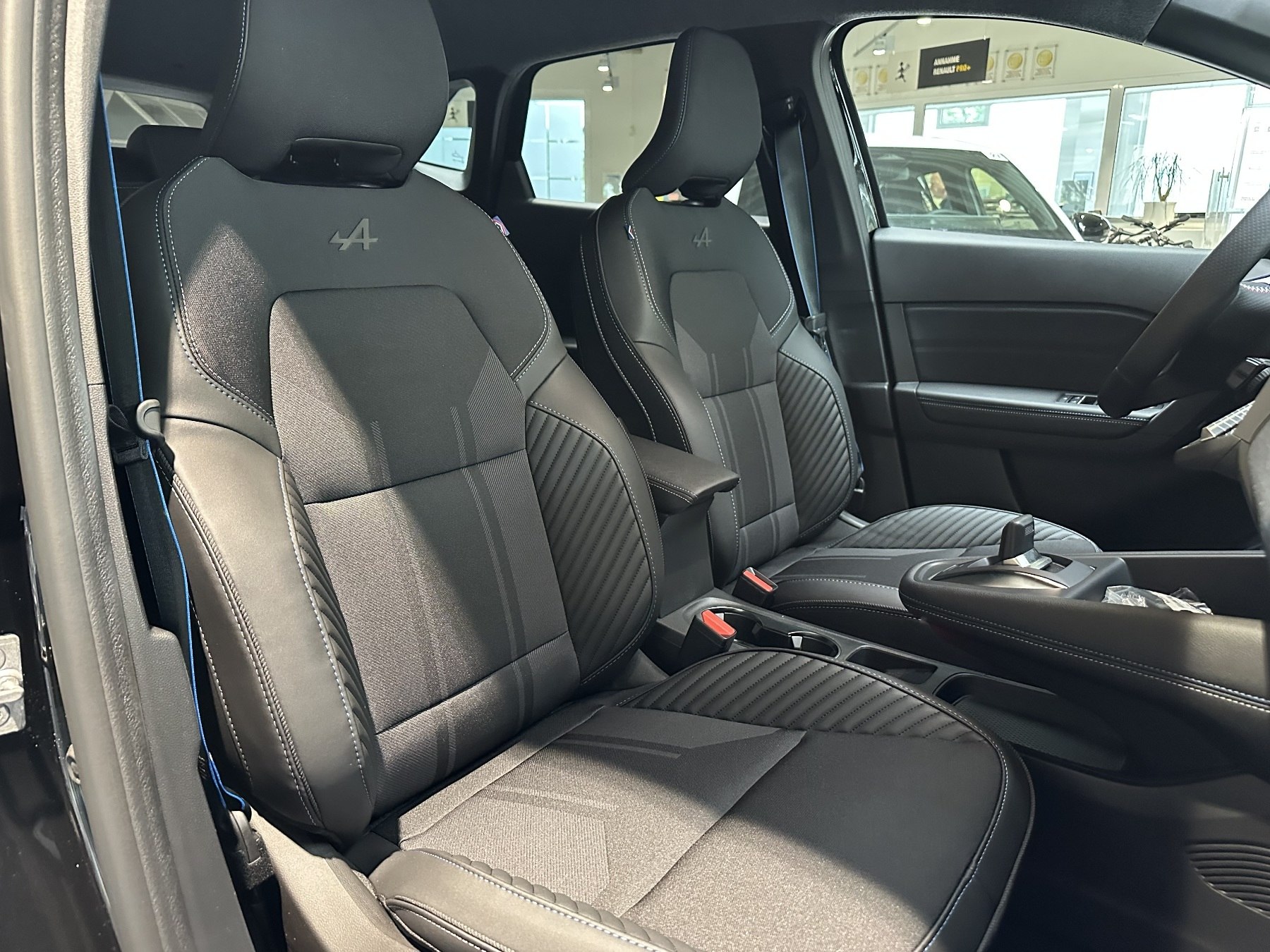 Bild 11 - Symbioz Esprit Alpine Full Hybrid 160 PS