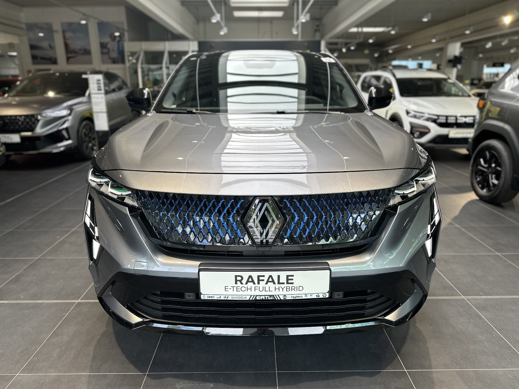 Bild 2 - Rafale Hyper Hybrid 4x4 300 PS Esprit Alpine