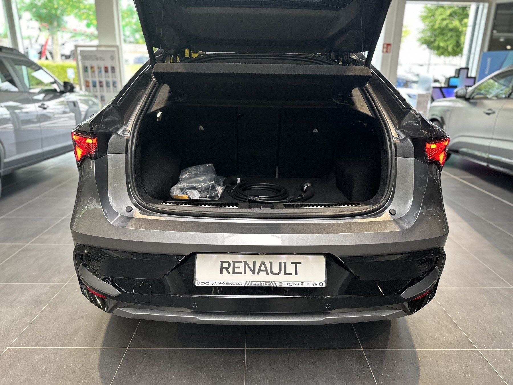 Bild 24 - Rafale Hyper Hybrid 4x4 300 PS Esprit Alpine