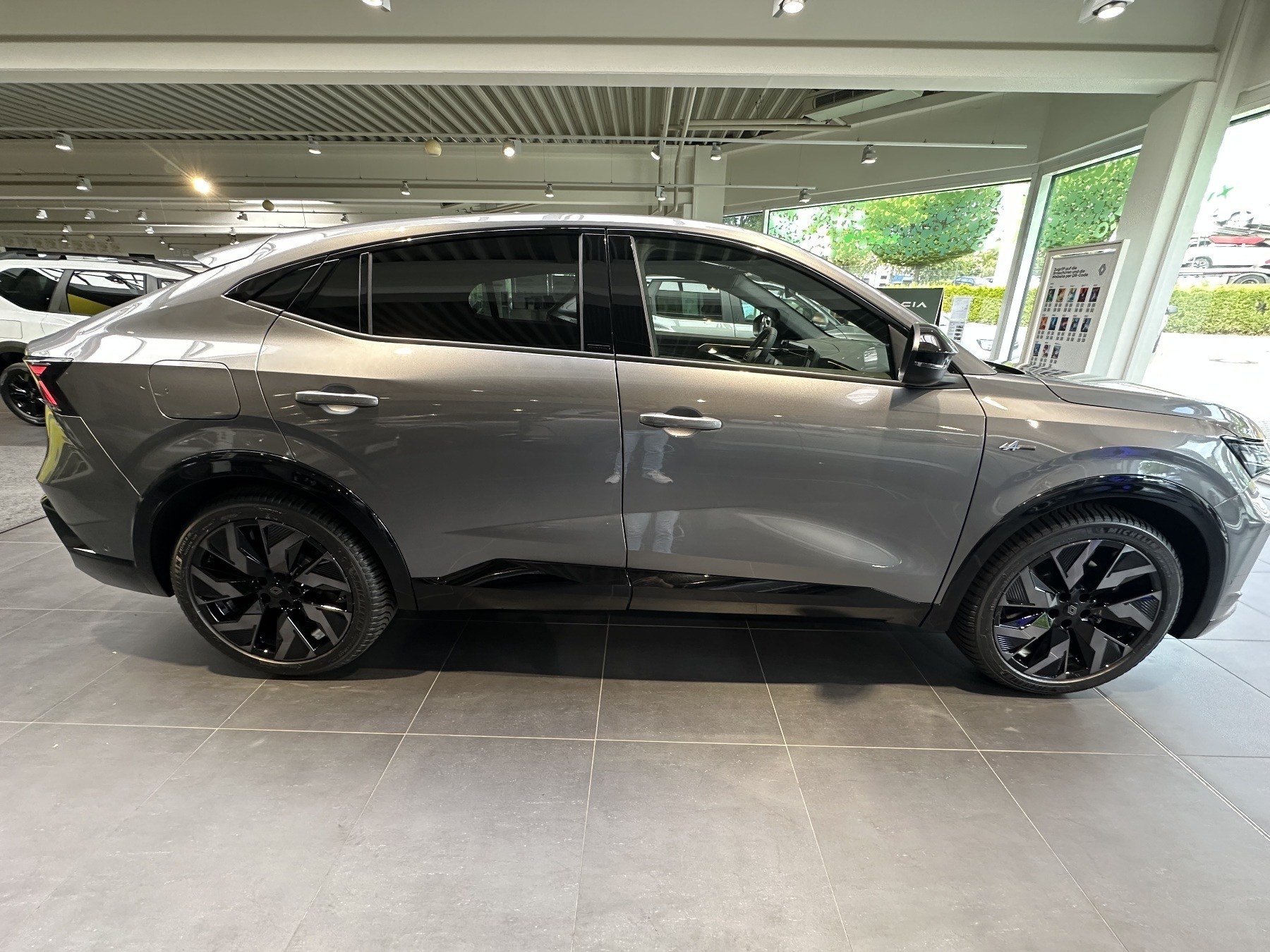 Bild 7 - Rafale Hyper Hybrid 4x4 300 PS Esprit Alpine