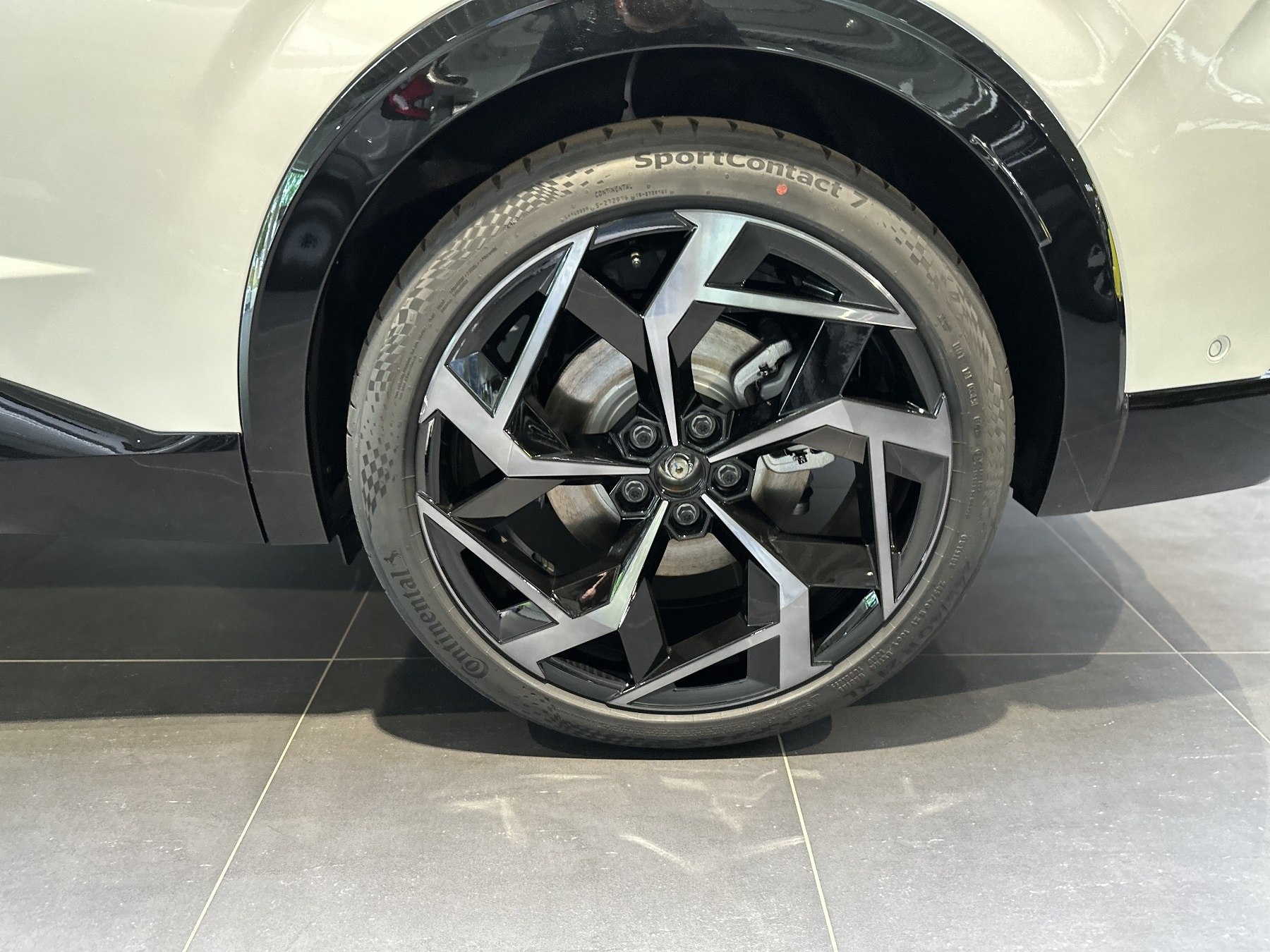 Bild 26 - Rafale Atelier Alpine Hyper Hybrid 4x4-300 PS