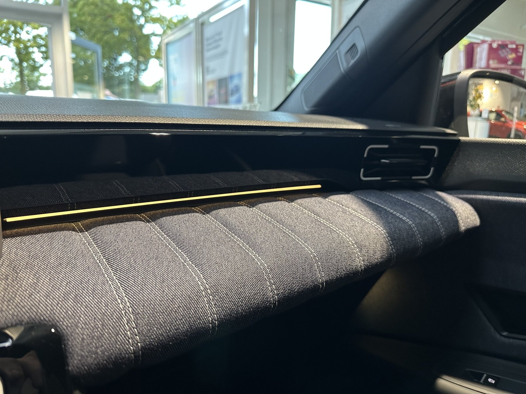 Bild 46 - R 5 Techno 150PS Comfort Range E-Tech