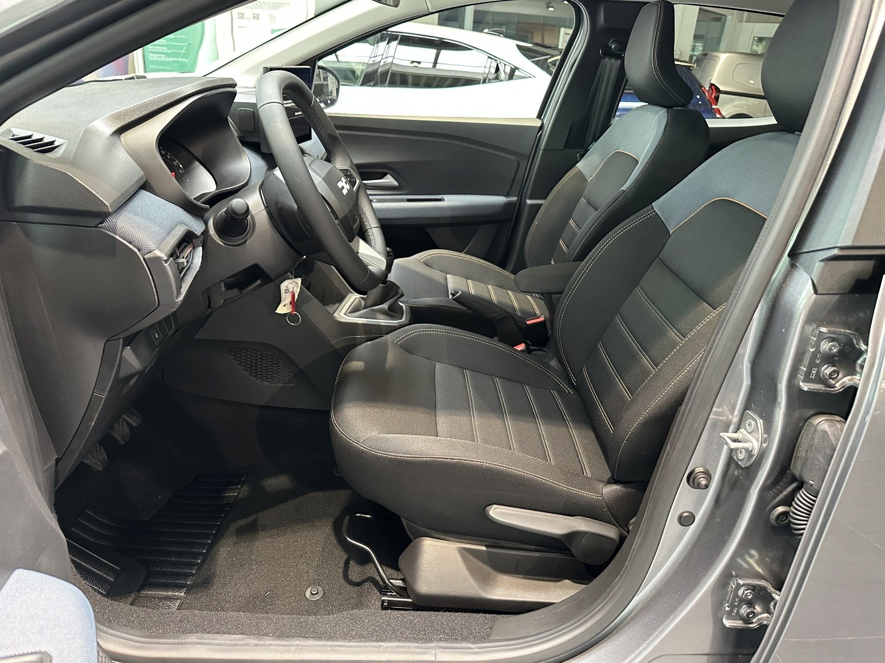 Bild 28 - Sandero TCe 110PS Stepway Expression