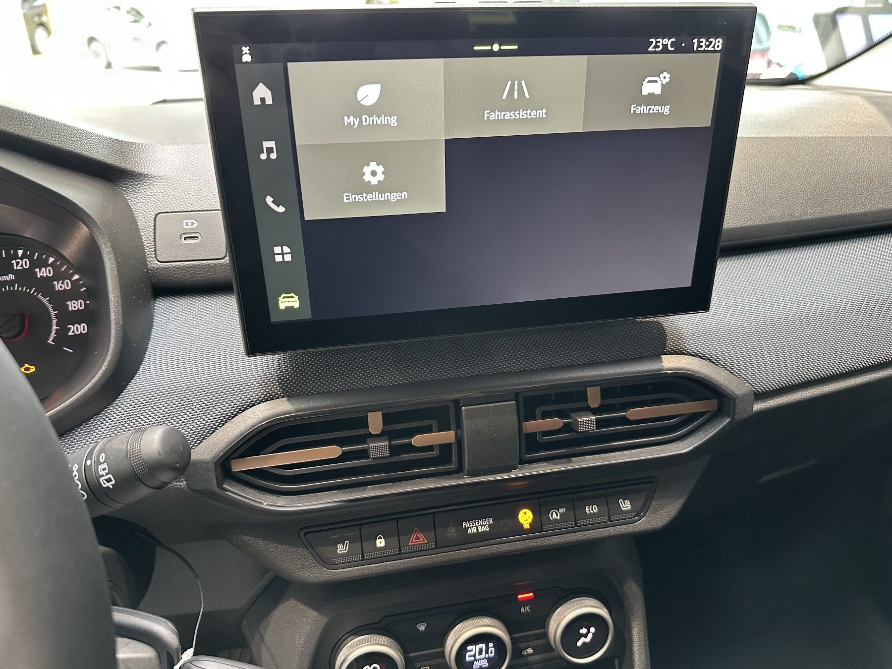 Bild 40 - Sandero TCe 110PS Stepway Expression