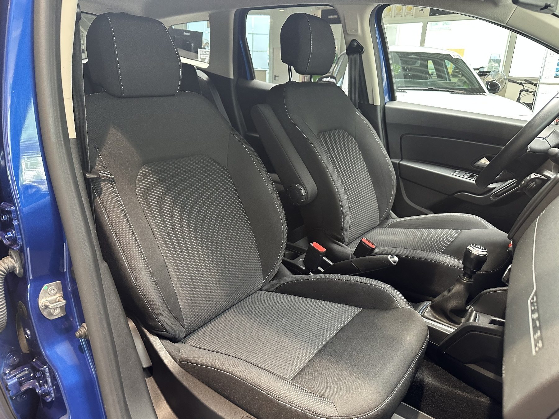 Bild 3 - Duster Urban TCe 130 2WD