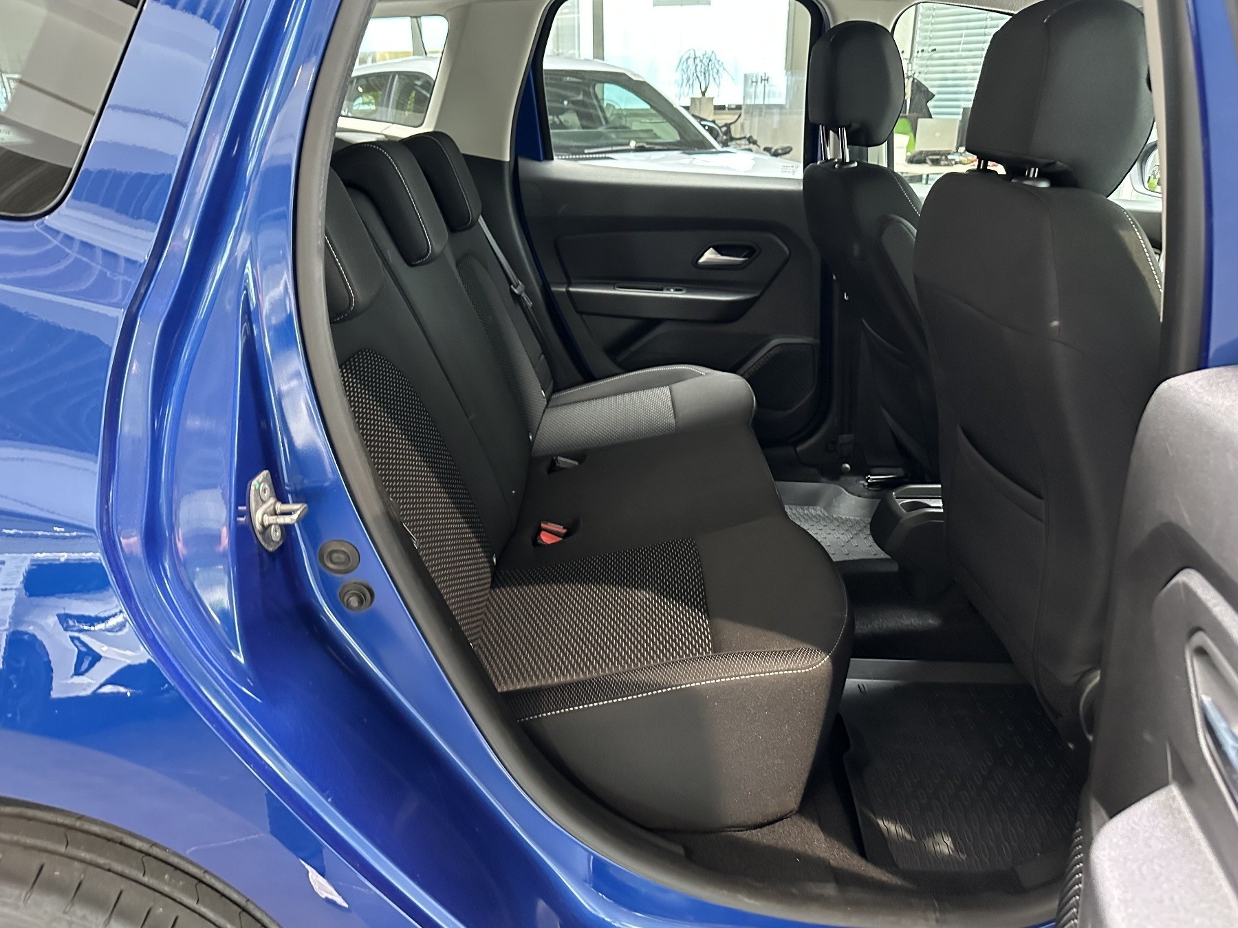 Bild 5 - Duster Urban TCe 130 2WD