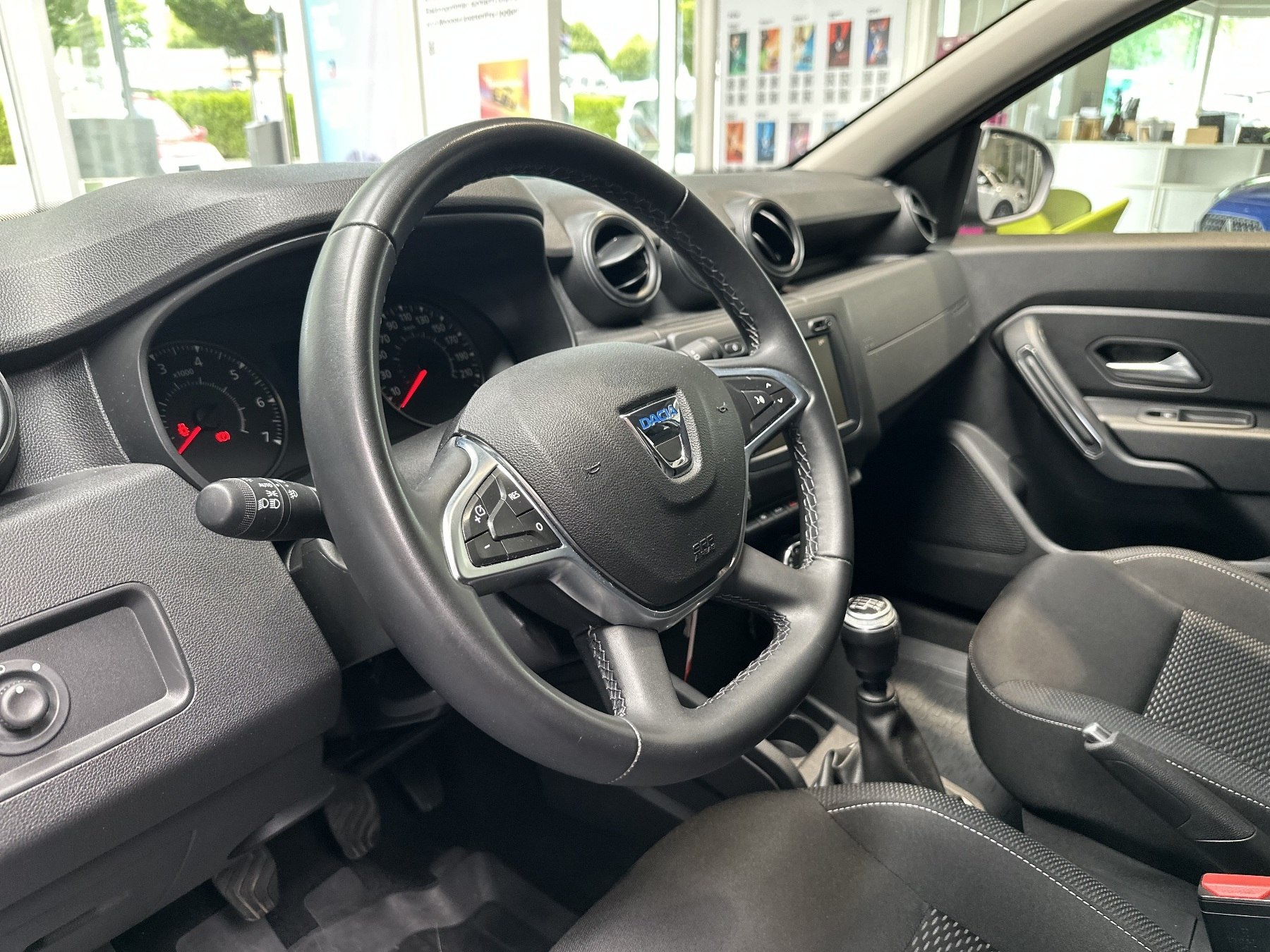 Bild 24 - Duster Urban TCe 130 2WD
