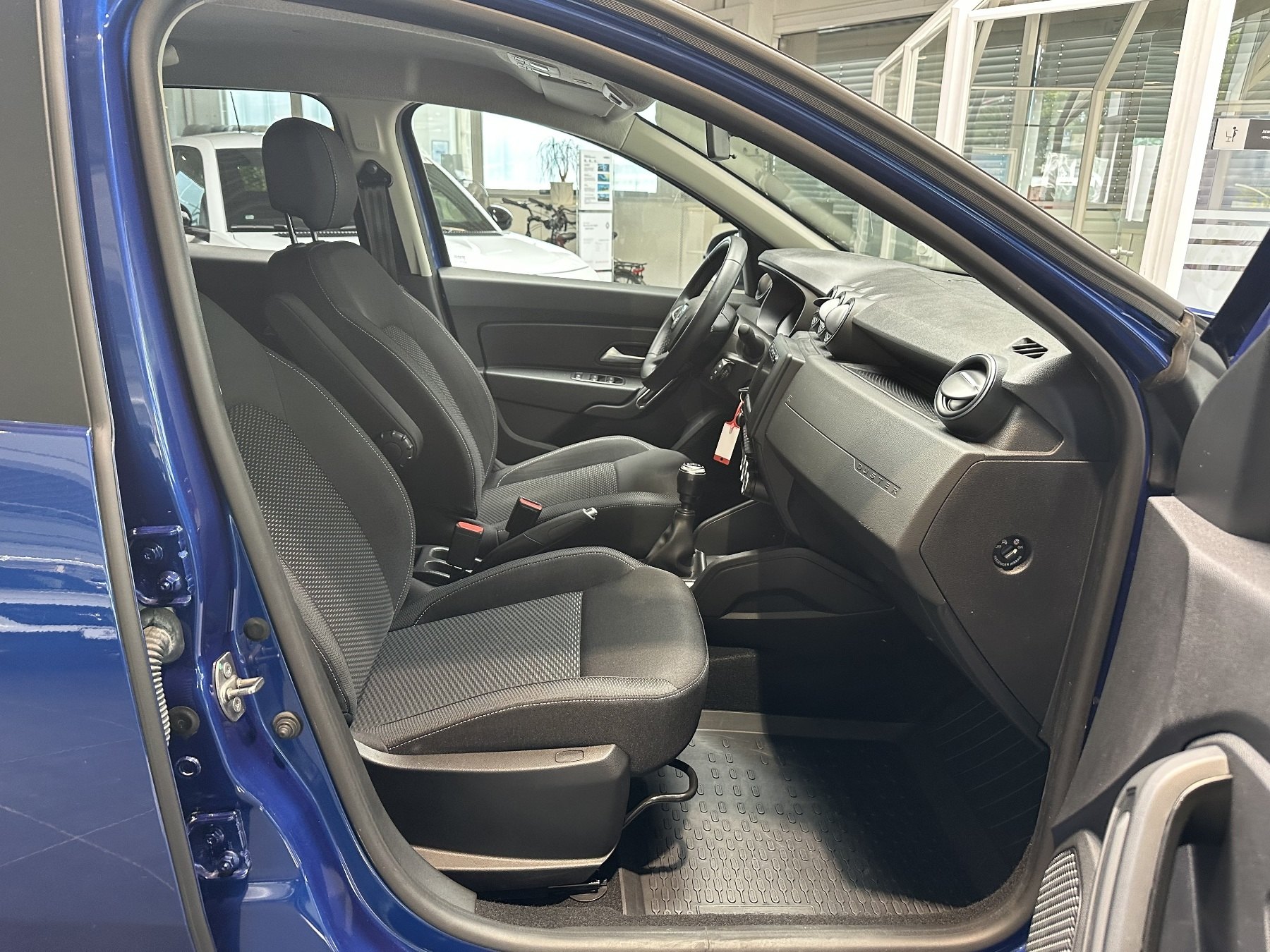 Bild 49 - Duster Urban TCe 130 2WD