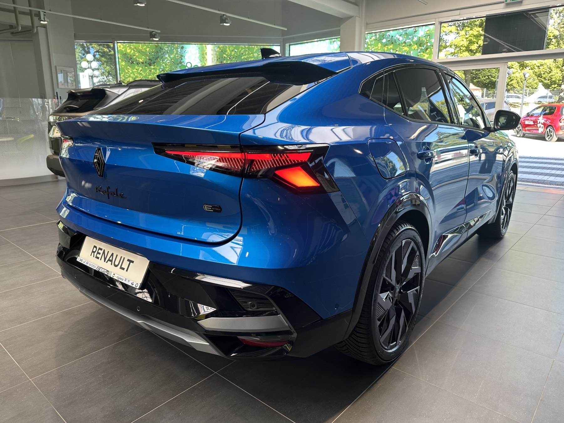 Bild 13 - Rafale Hybrid 4x4 300PS Esprit Alpine