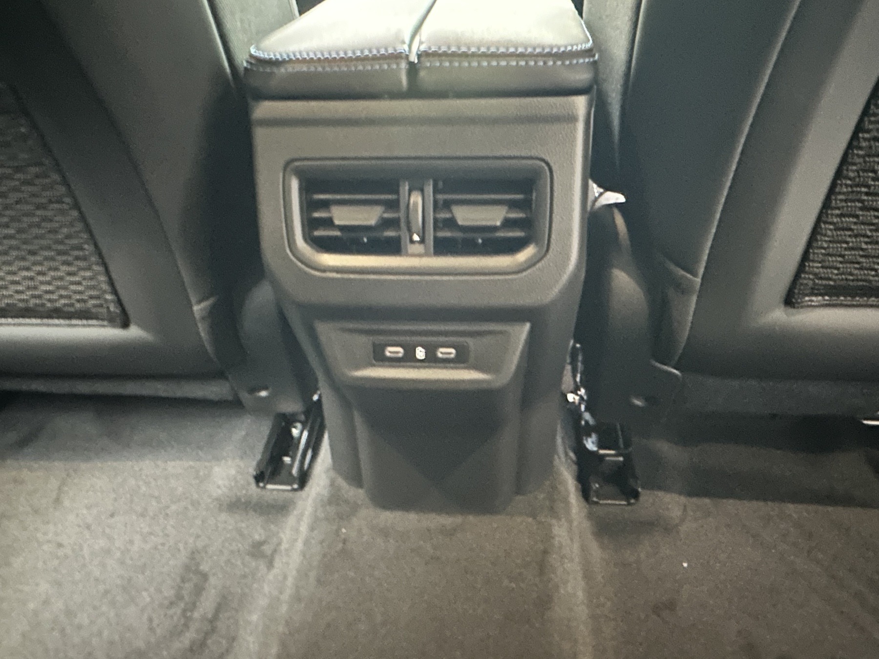 Bild 7 - Rafale Full Hybrid 200PS Esprit Alpine