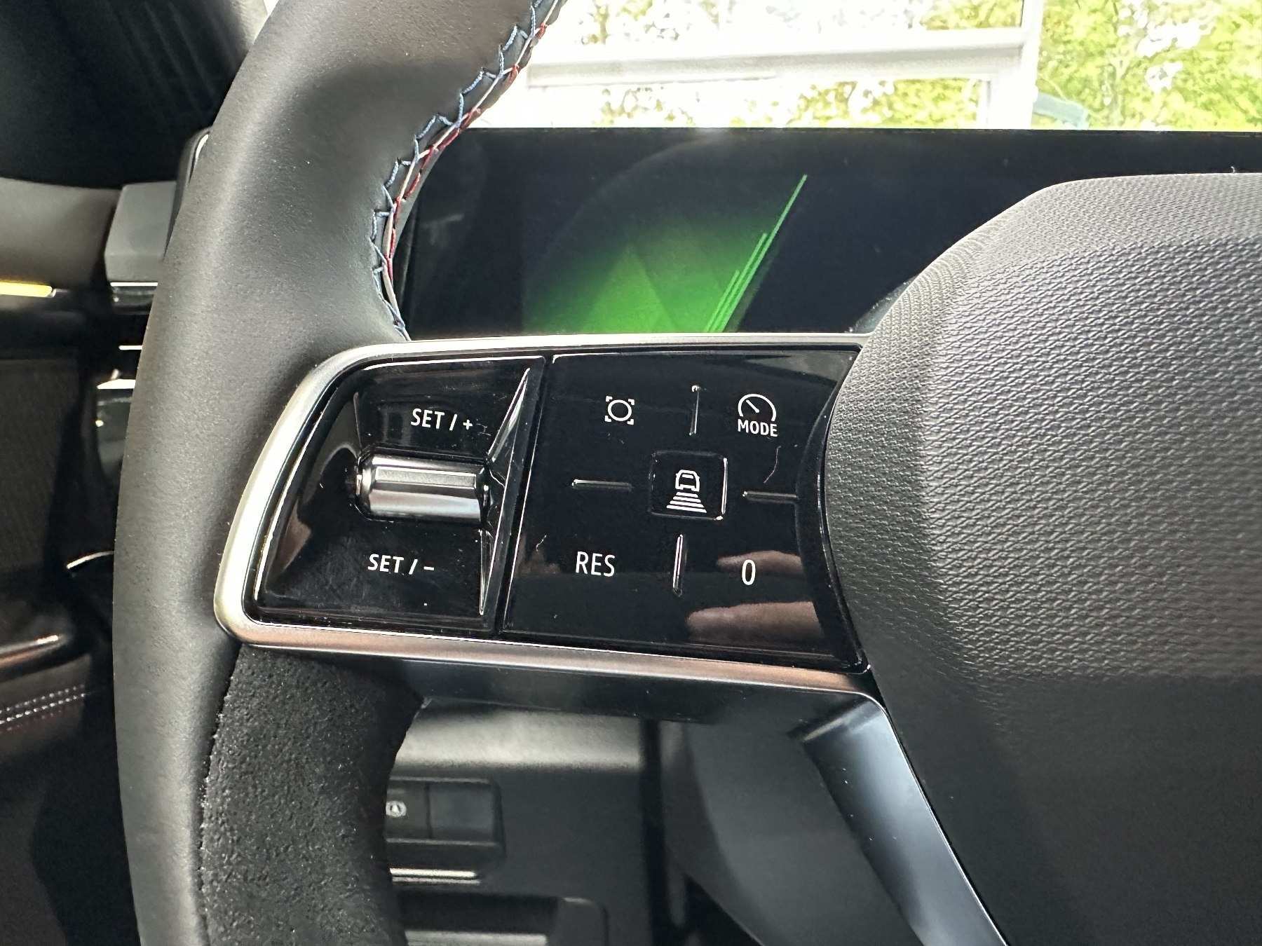 Bild 30 - Rafale Full Hybrid 200PS Esprit Alpine