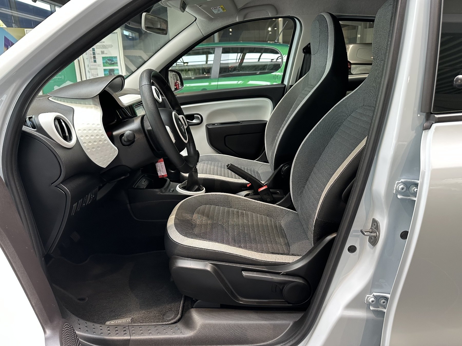 Bild 27 - IONIQ Hybrid 1.6 GDI Prime