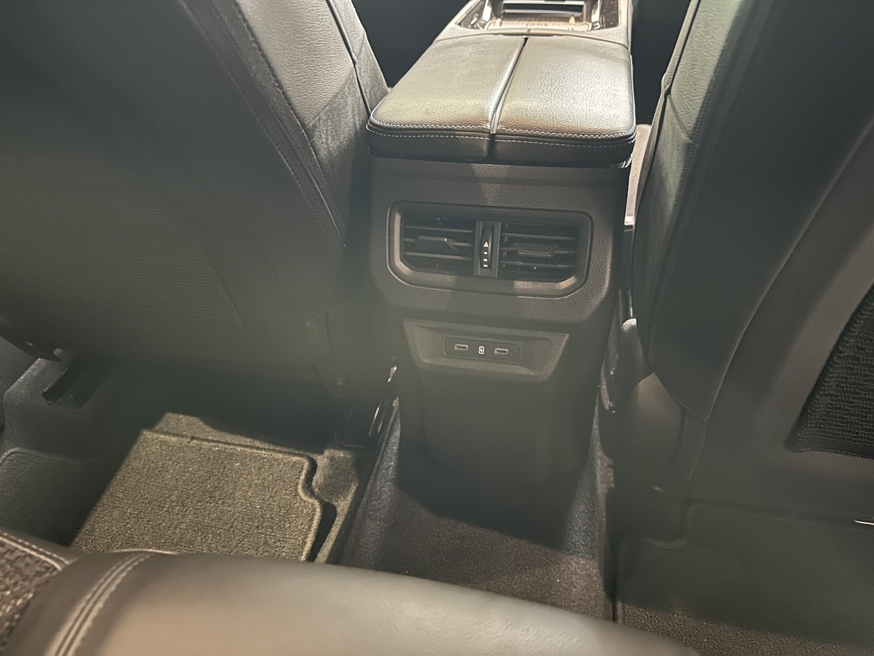 Bild 15 - Austral Iconic Esprit Alpine Mild Hybrid 160