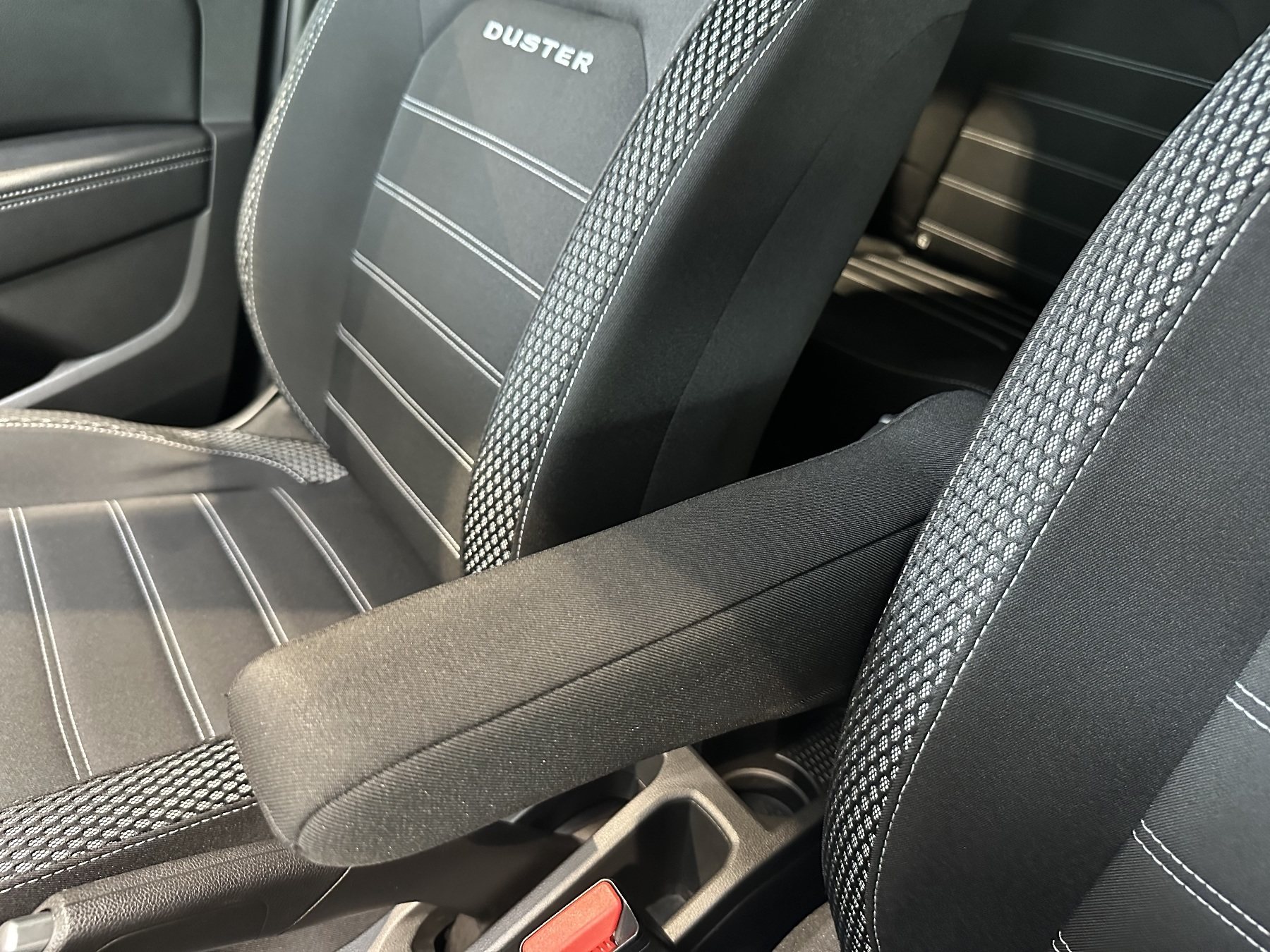 Bild 48 - Duster Prestige SCe 115 2WD