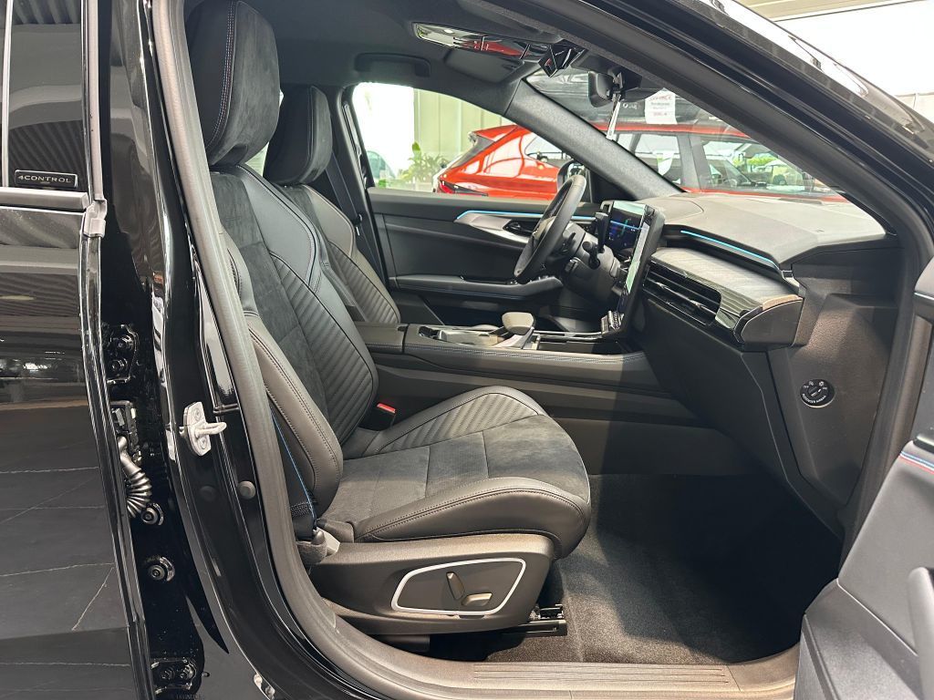 Bild 10 - Rafale Esprit Alpine Full Hybrid 200 PS