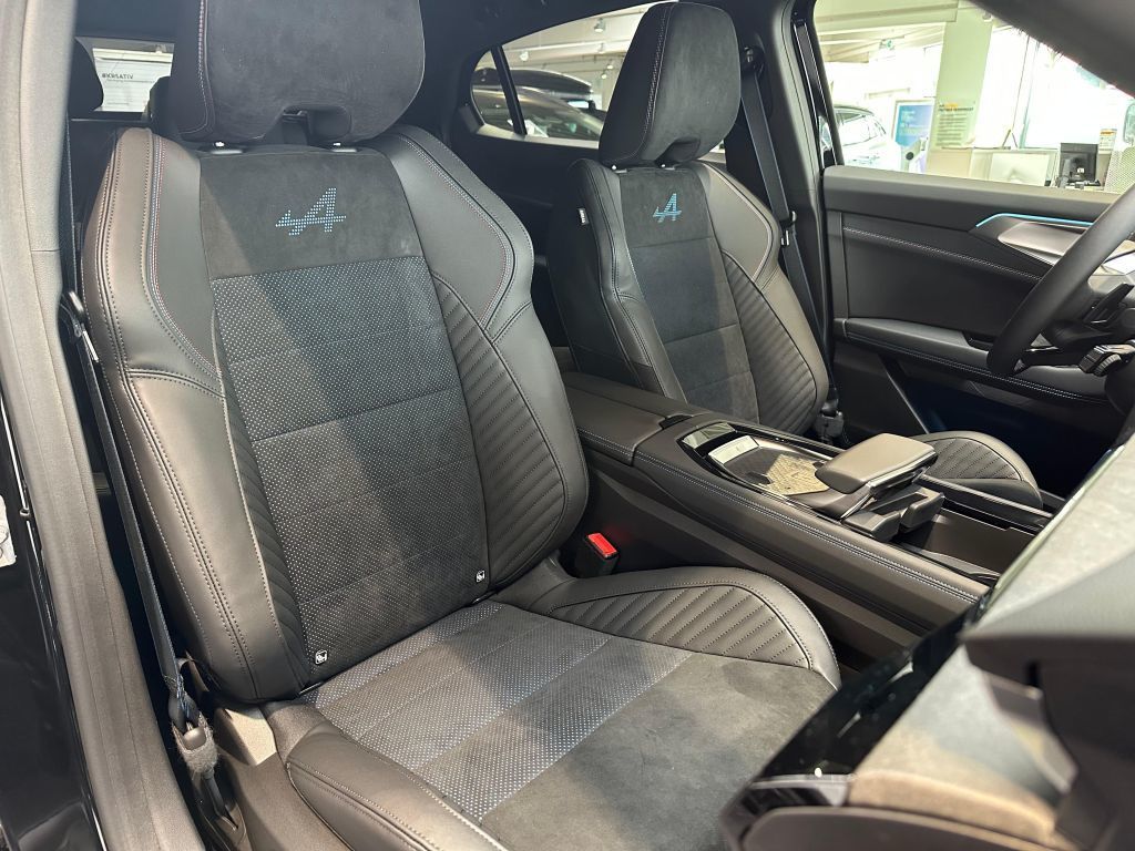 Bild 13 - Rafale Esprit Alpine Full Hybrid 200 PS
