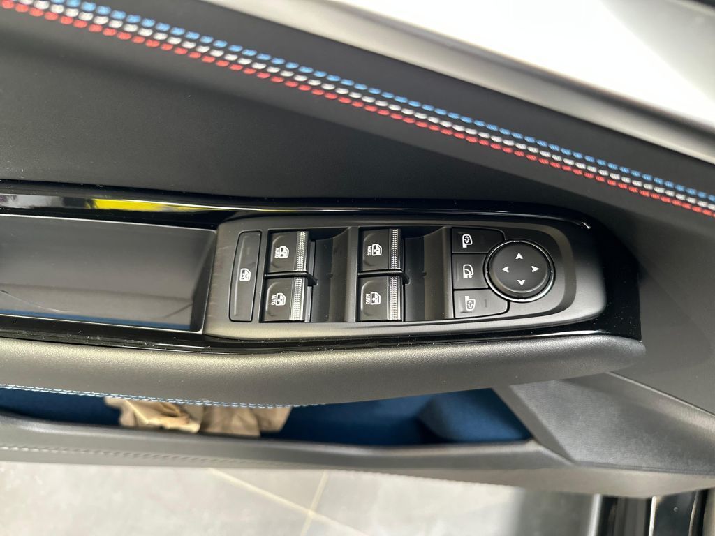Bild 34 - Rafale Esprit Alpine Full Hybrid 200 PS