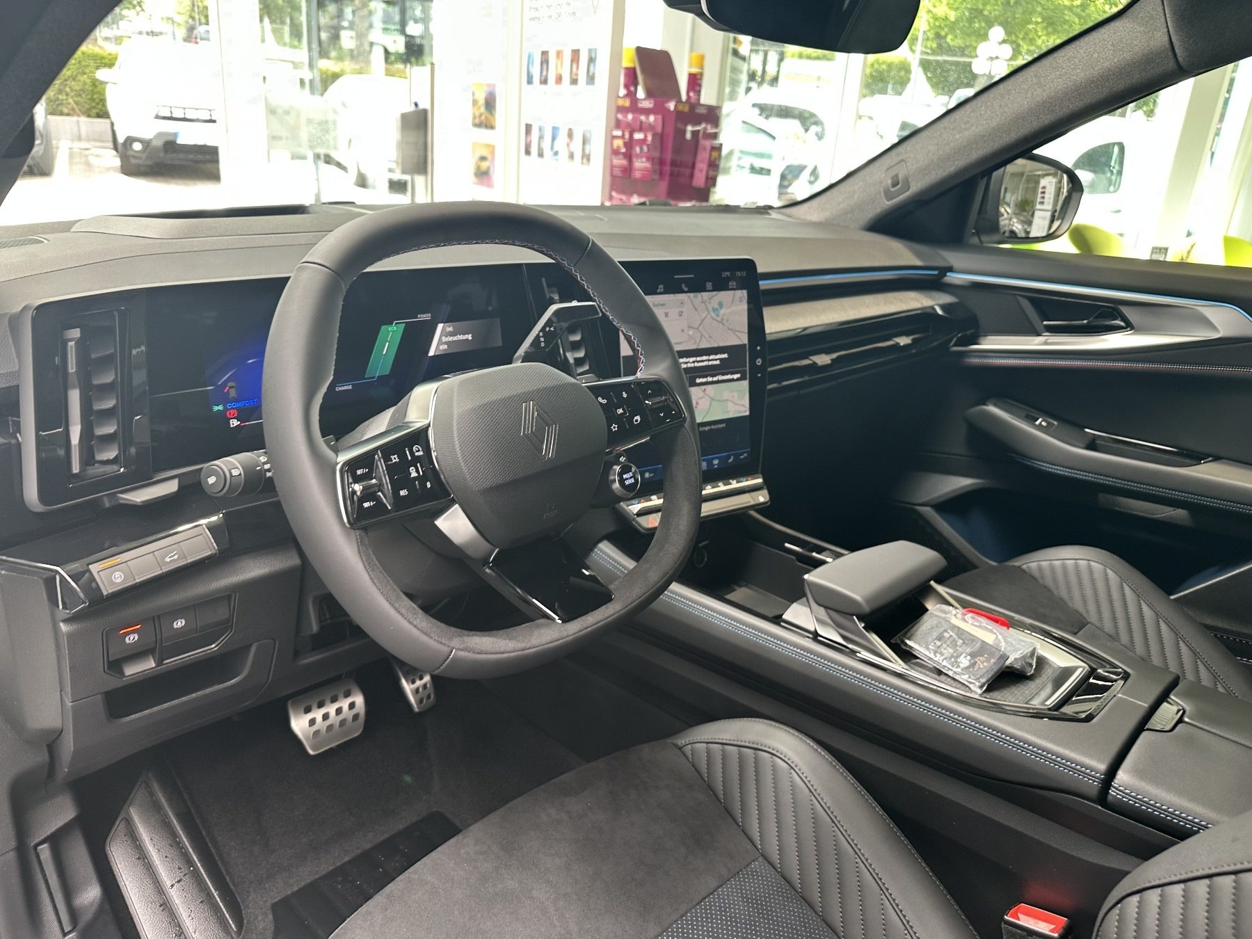 Bild 38 - Rafale Esprit Alpine Full Hybrid E-Tech 200