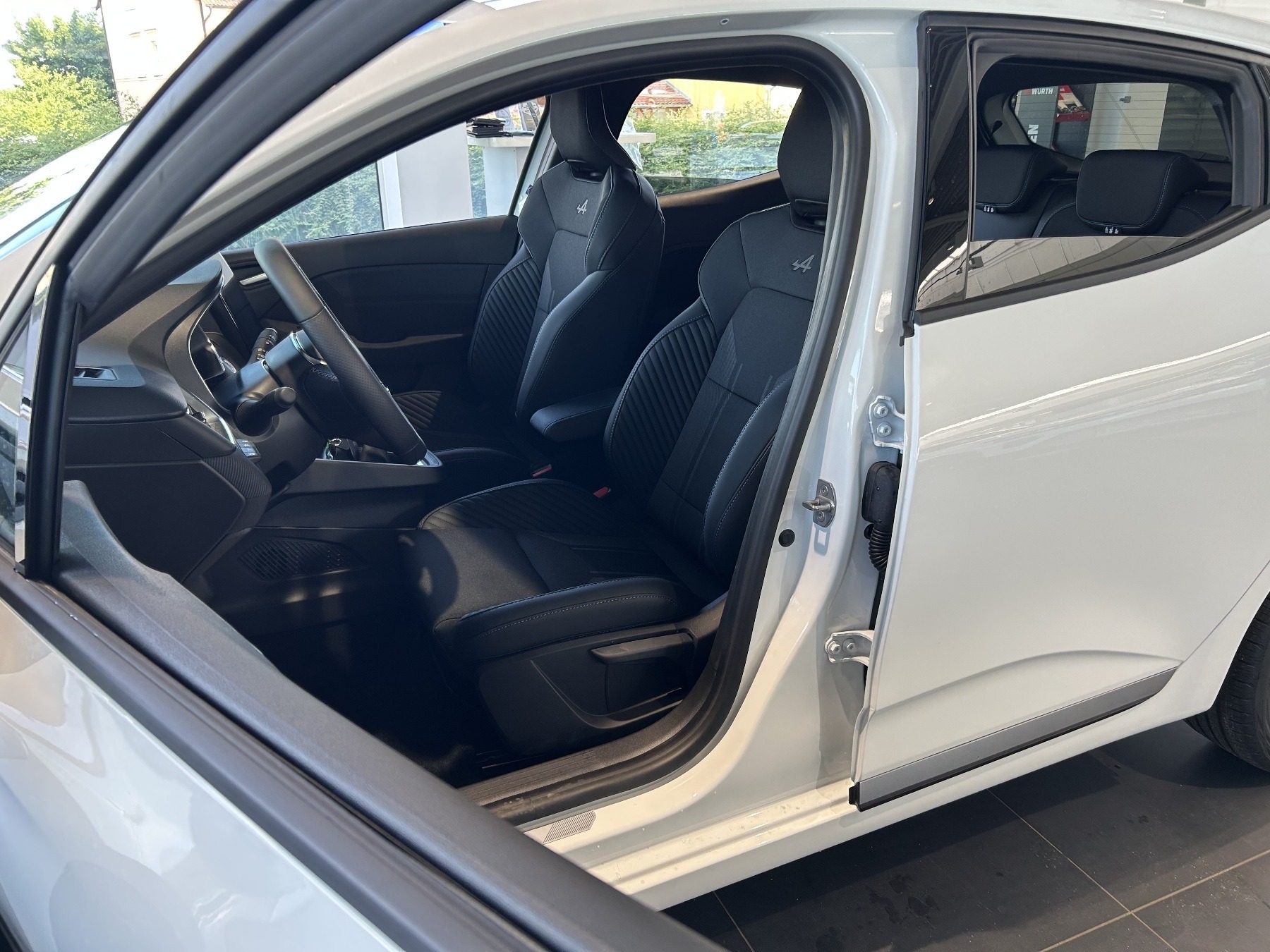 Bild 18 - Clio Esprit Alpine TCe 90