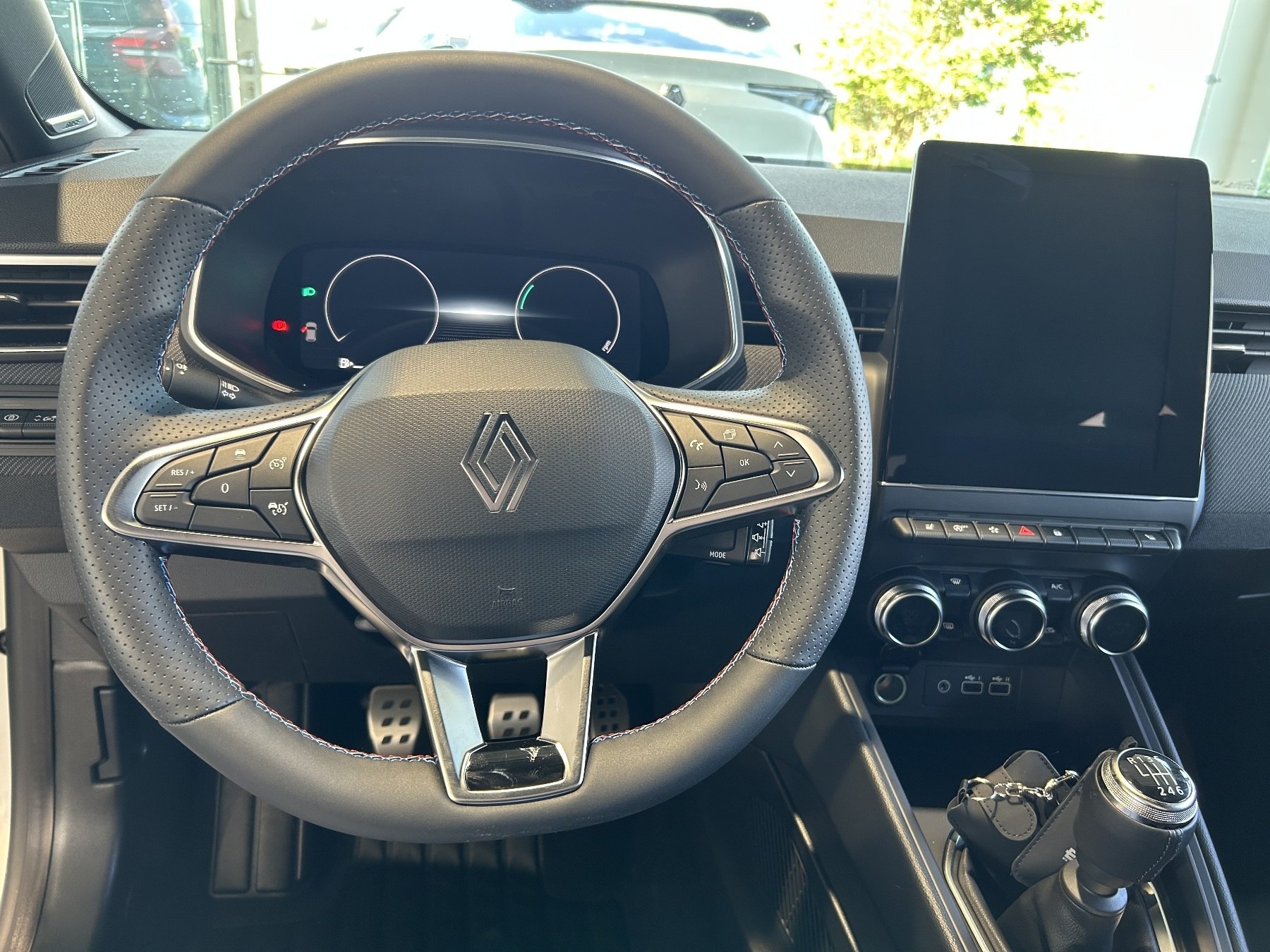 Bild 20 - Clio Esprit Alpine TCe 90
