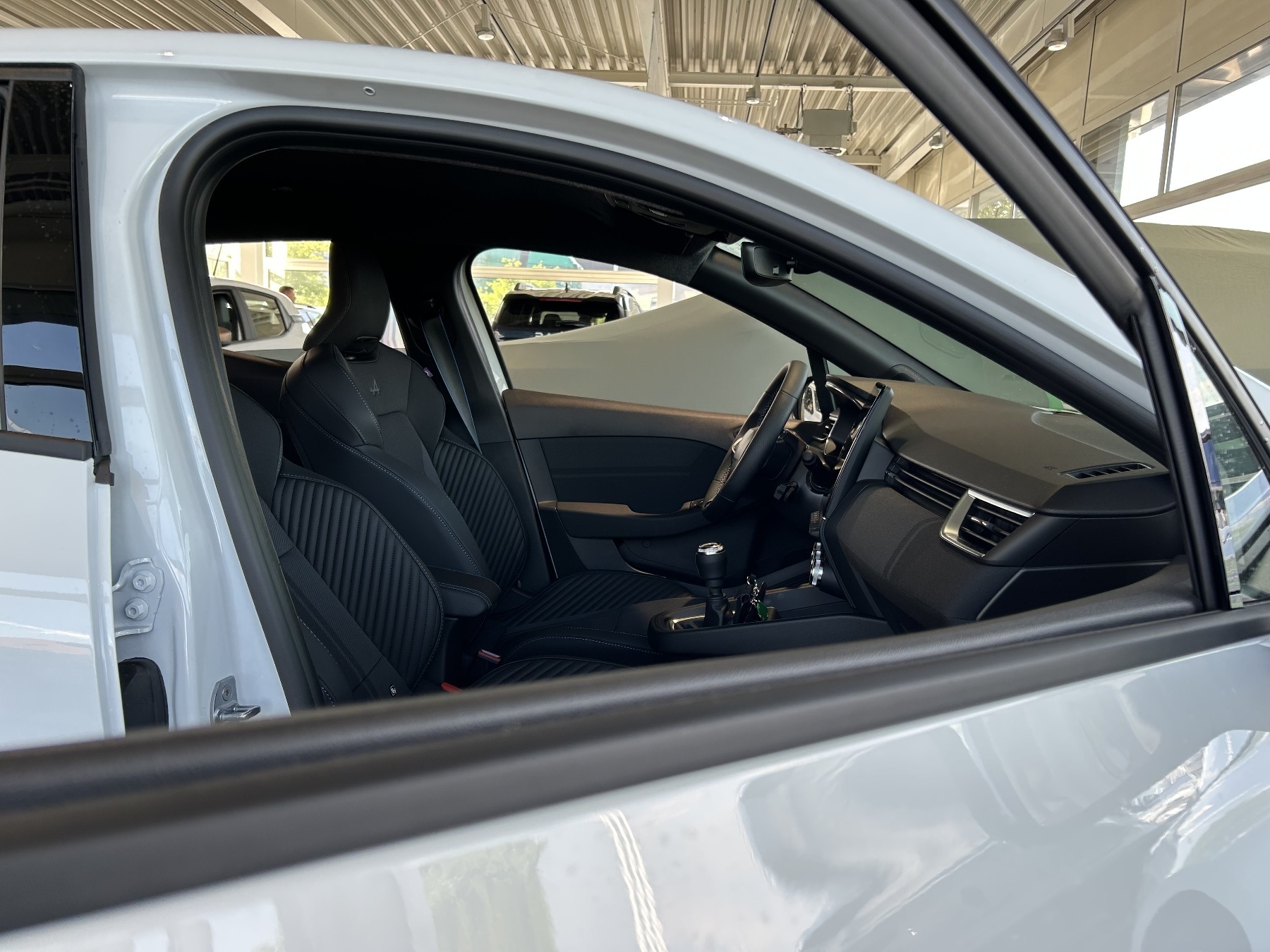 Bild 6 - Clio Esprit Alpine TCe 90
