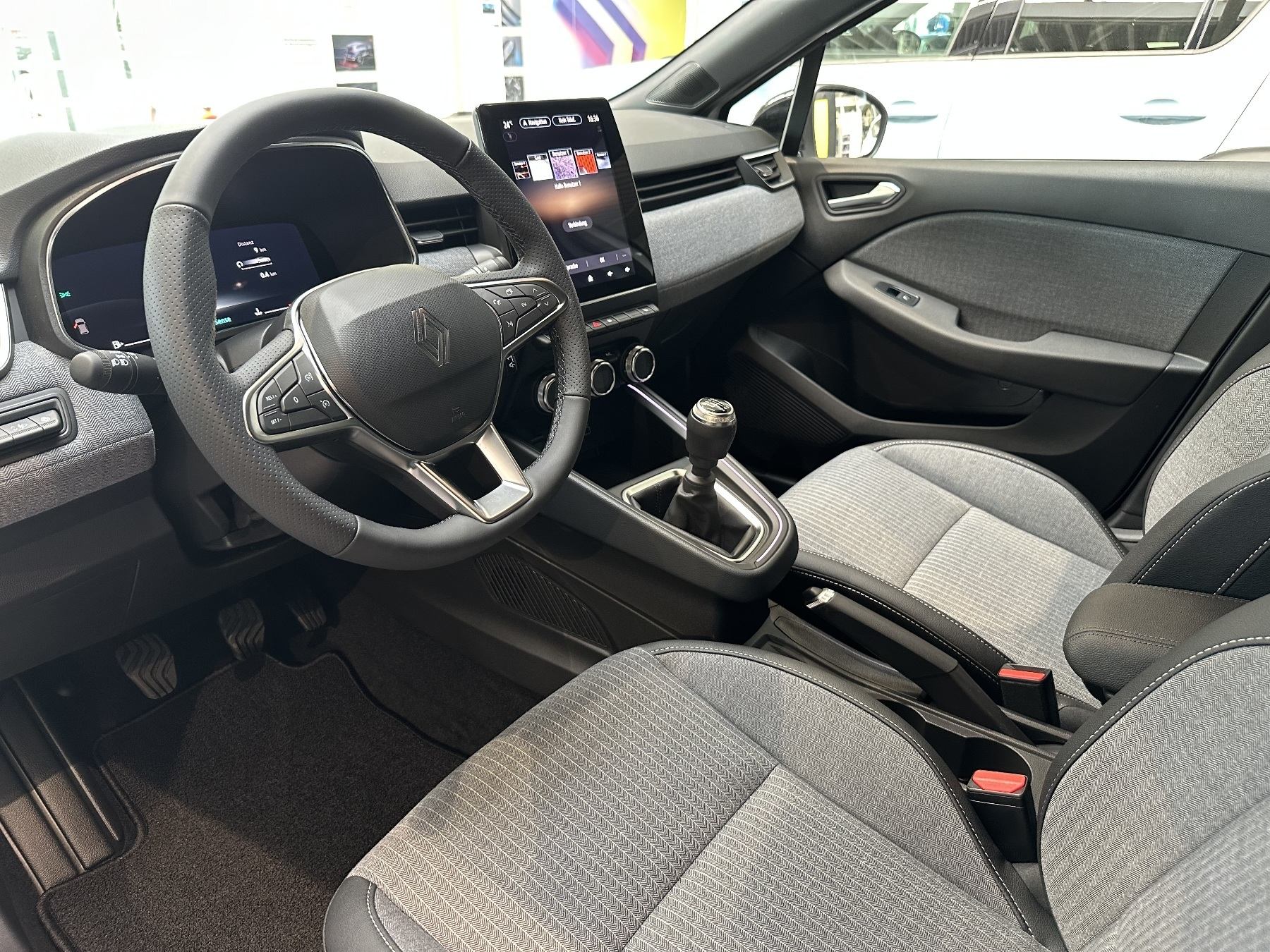 Bild 33 - Clio Techno TCe 90