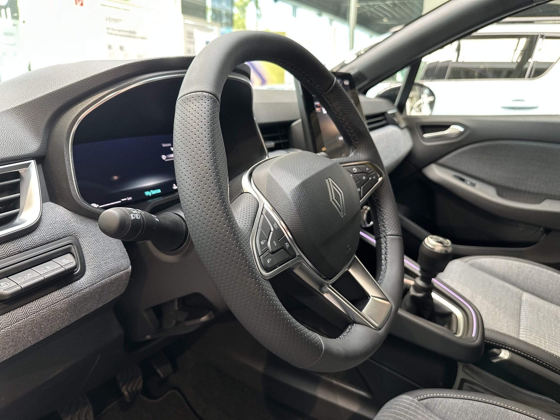 Bild 34 - Clio Techno TCe 90