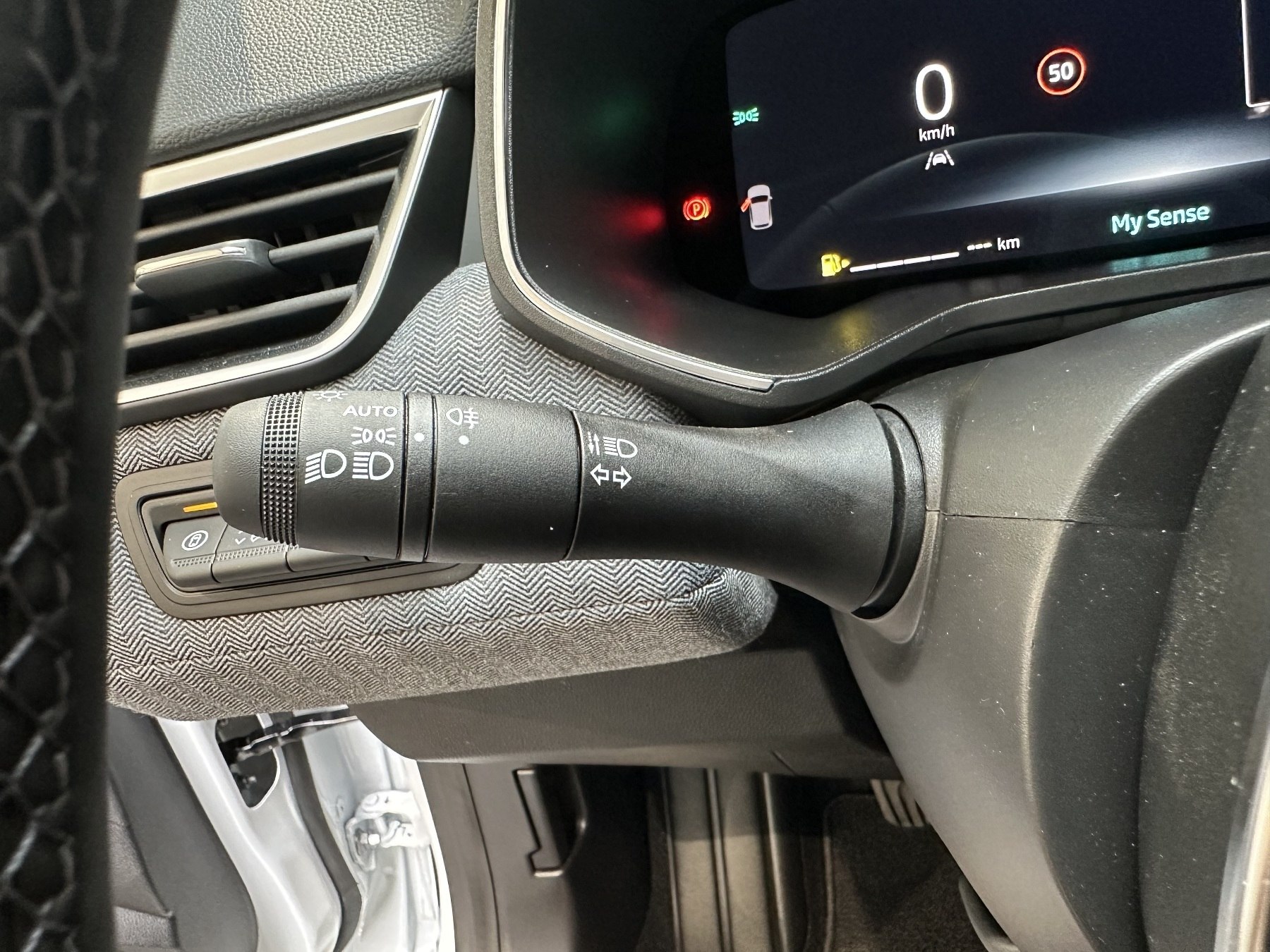 Bild 38 - Clio Techno TCe 90