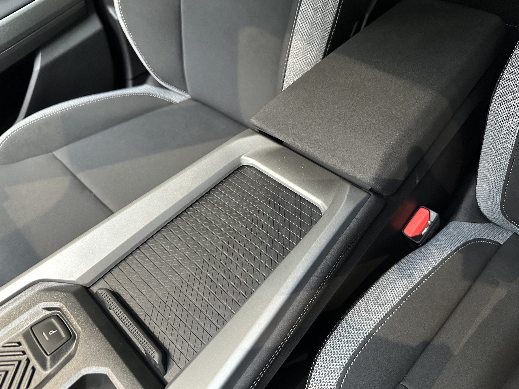 Bild 47 - Bigster Journey HYBRID 155