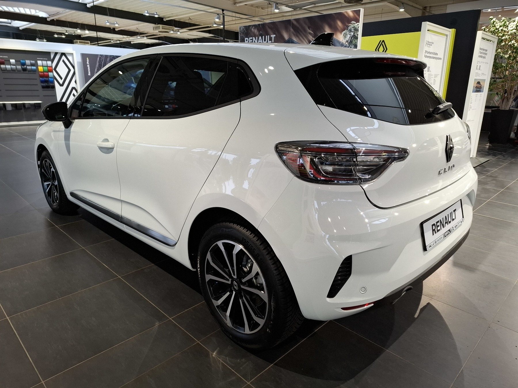Bild 6 - Clio Techno TCe 90