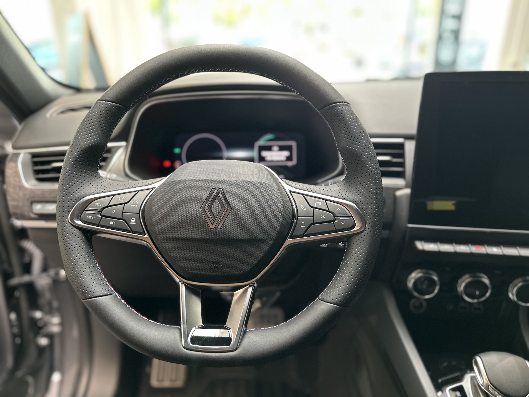 Bild 39 - Arkana Esprit Alpine E-Tech Full Hybrid 145PS
