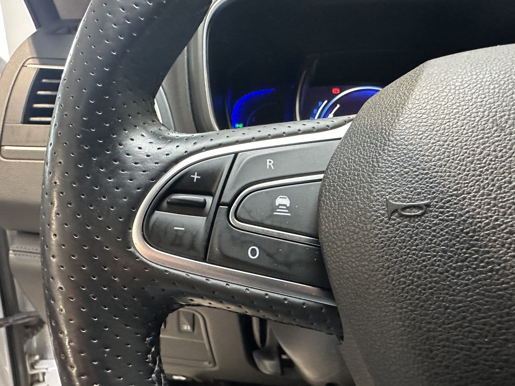 Bild 15 - Koleos INITIALE PARIS dCi 175 4WD