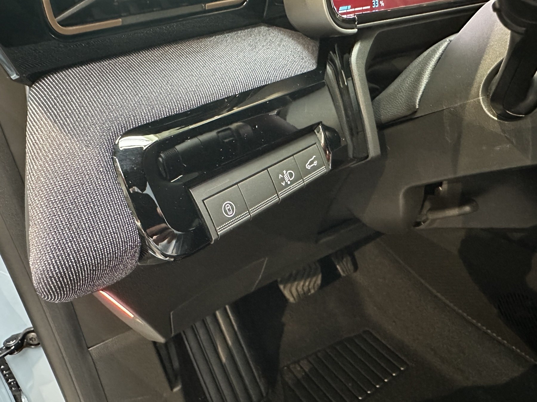Bild 25 - R 4 Techno 150 PS Comfort Range E-Tech!