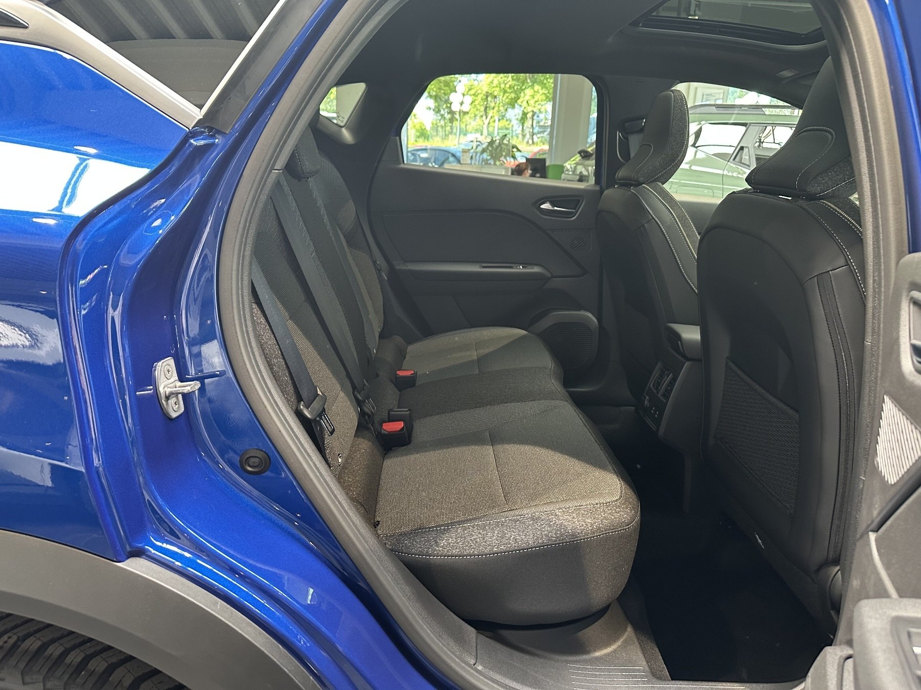 Bild 14 - Captur Techno Mild Hybrid 140