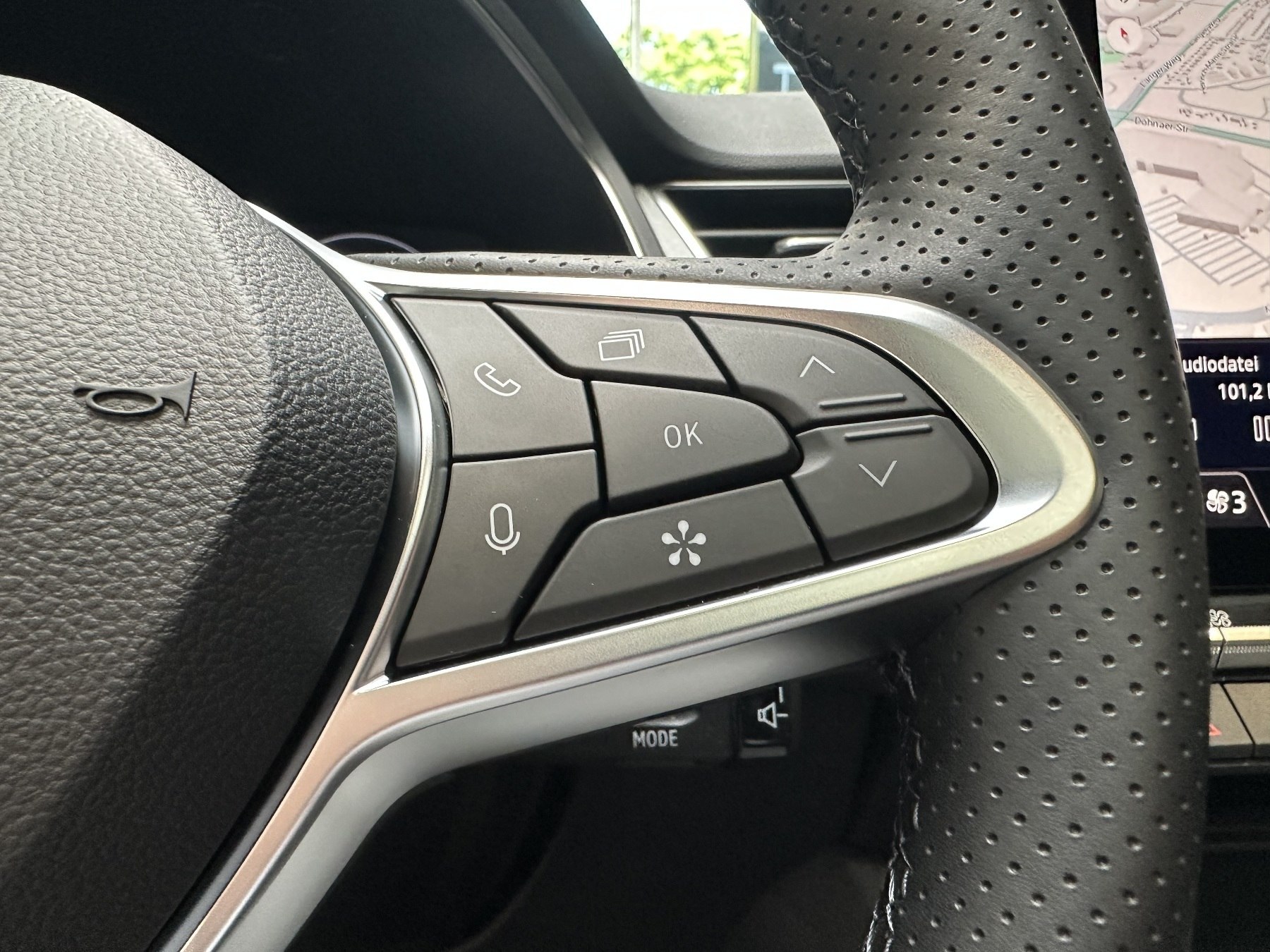 Bild 37 - Captur Techno Mild Hybrid 140