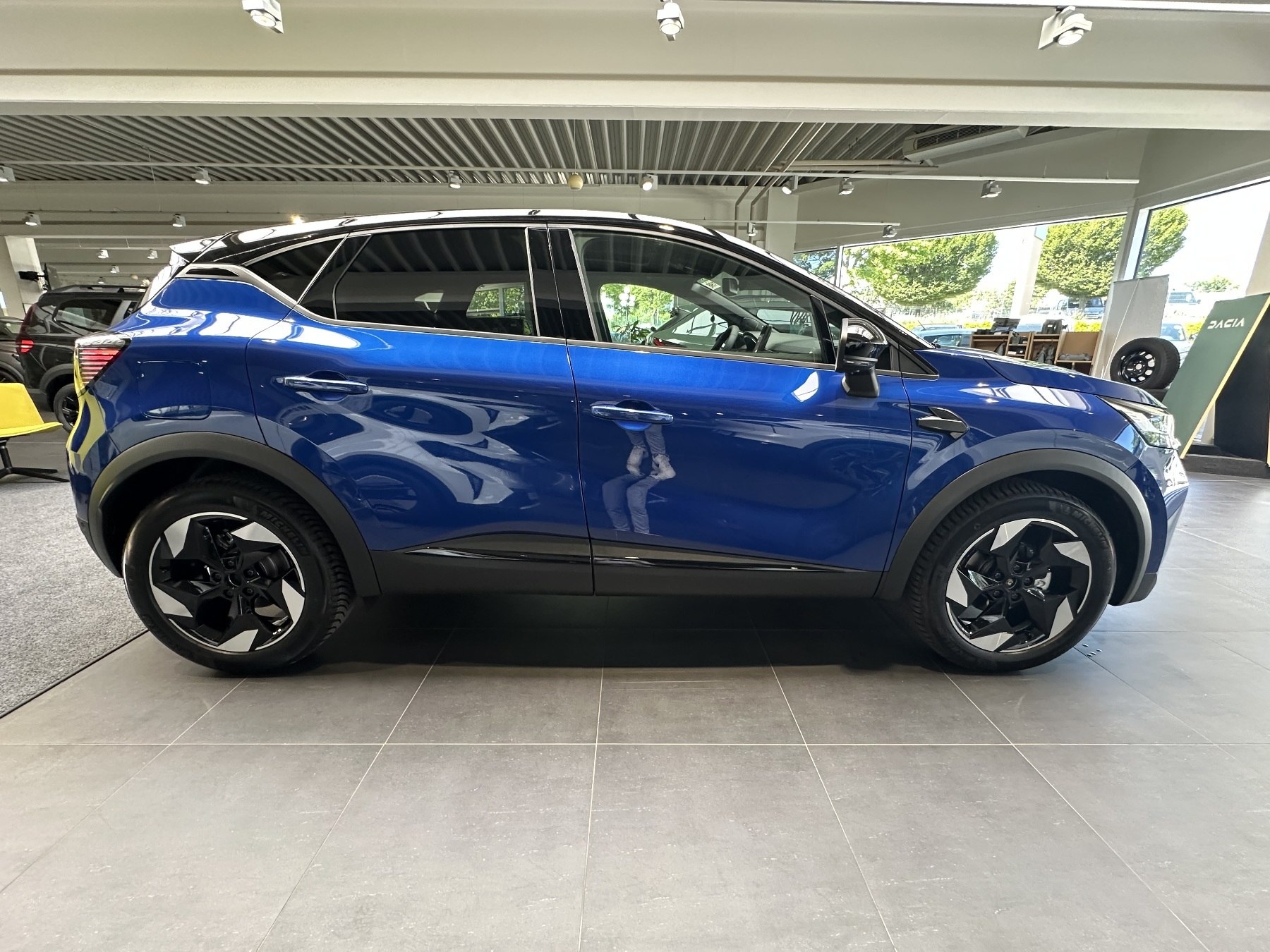 Bild 8 - Captur Techno Mild Hybrid 140