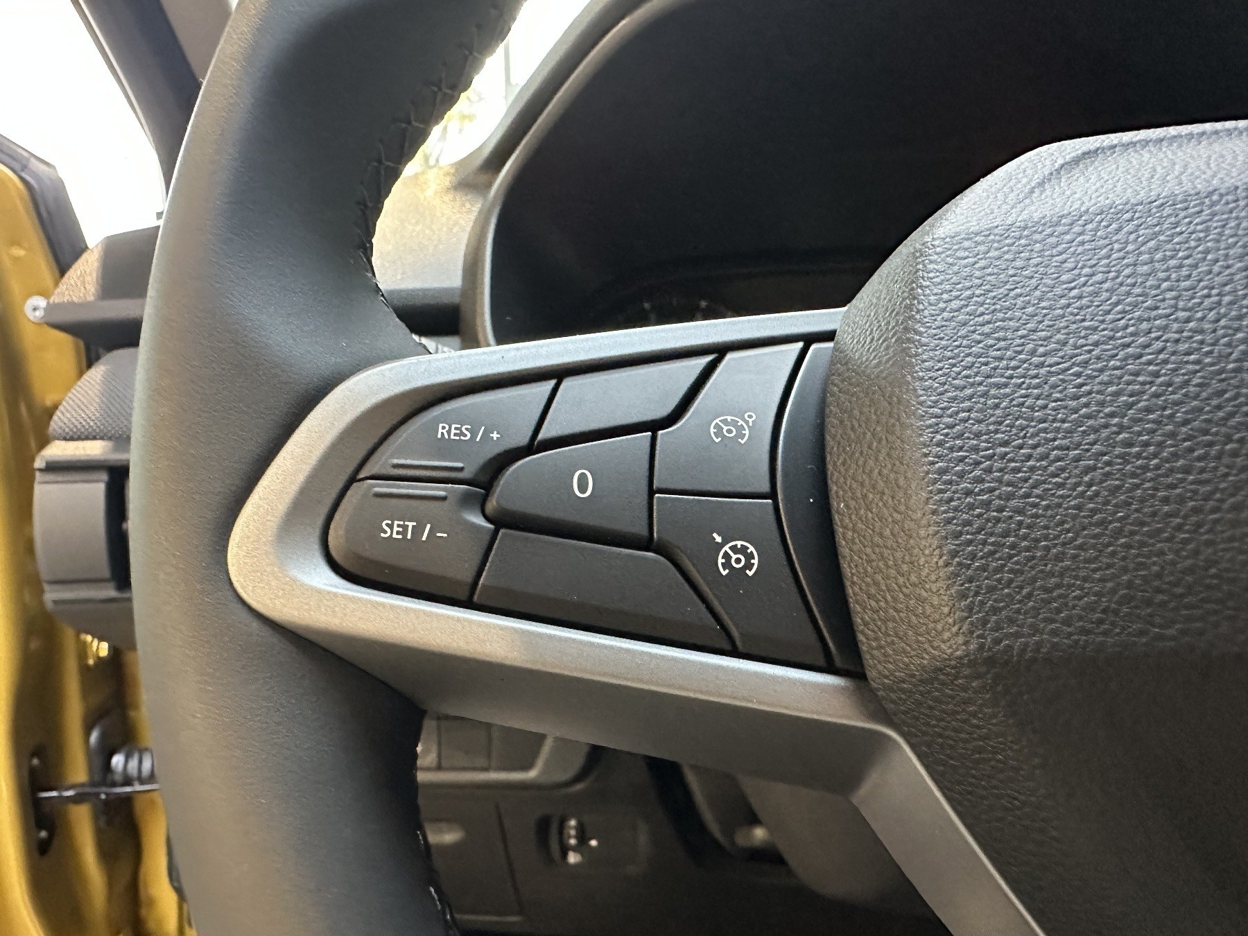 Bild 36 - Sandero Stepway TCe 110PS Extreme