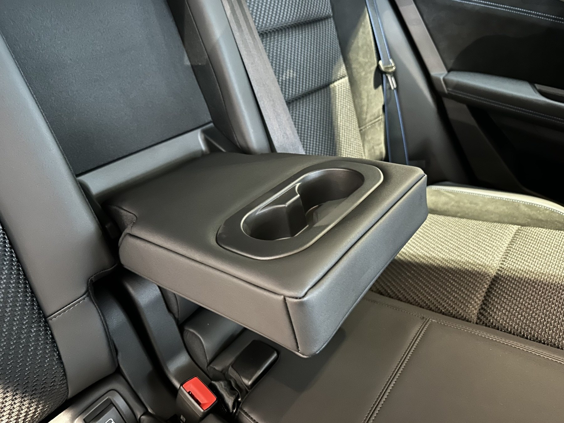 Bild 25 - Austral Esprit Alpine Full Hybrid E-Tech 200PS