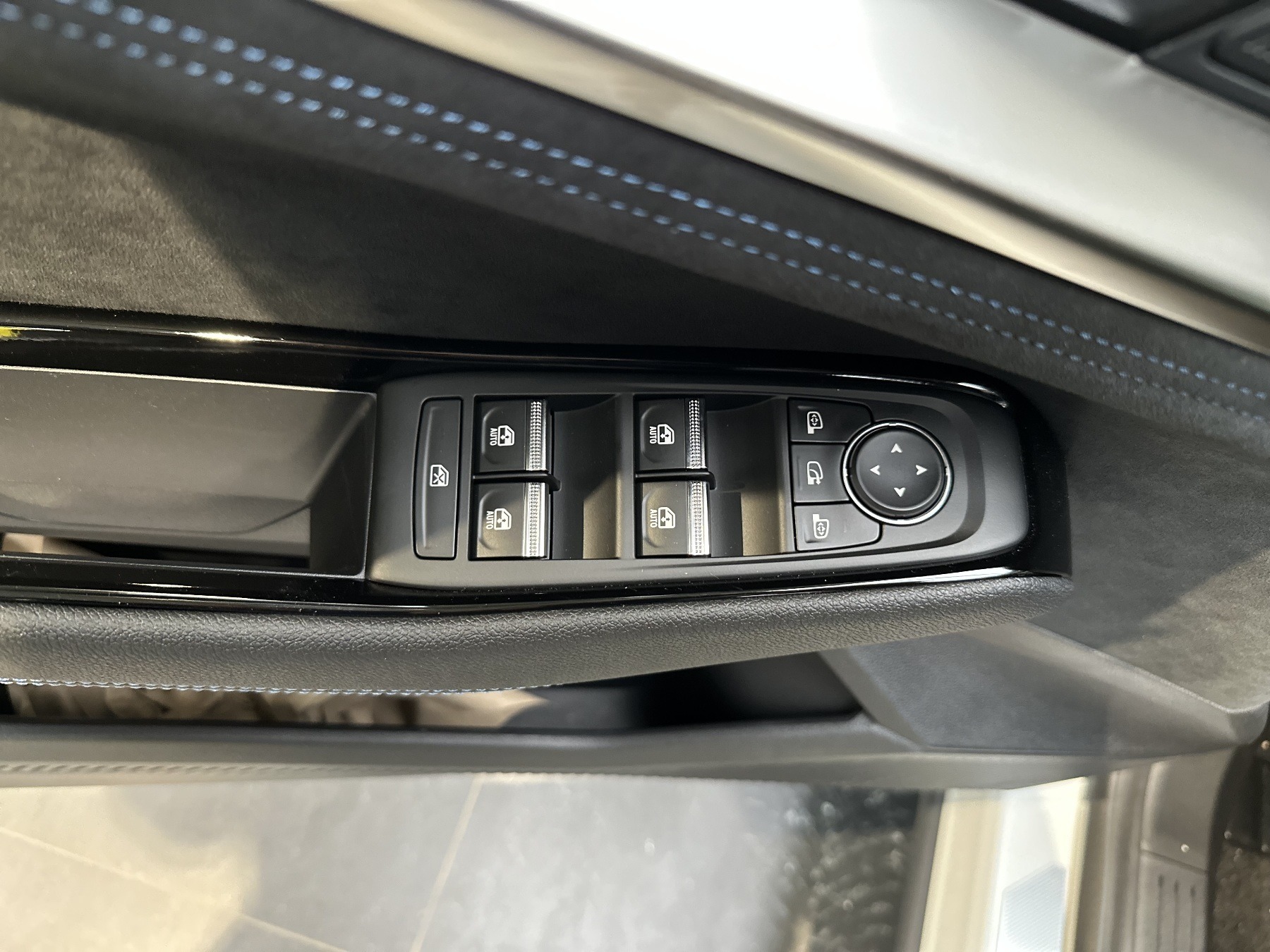 Bild 28 - Austral Esprit Alpine Full Hybrid E-Tech 200PS