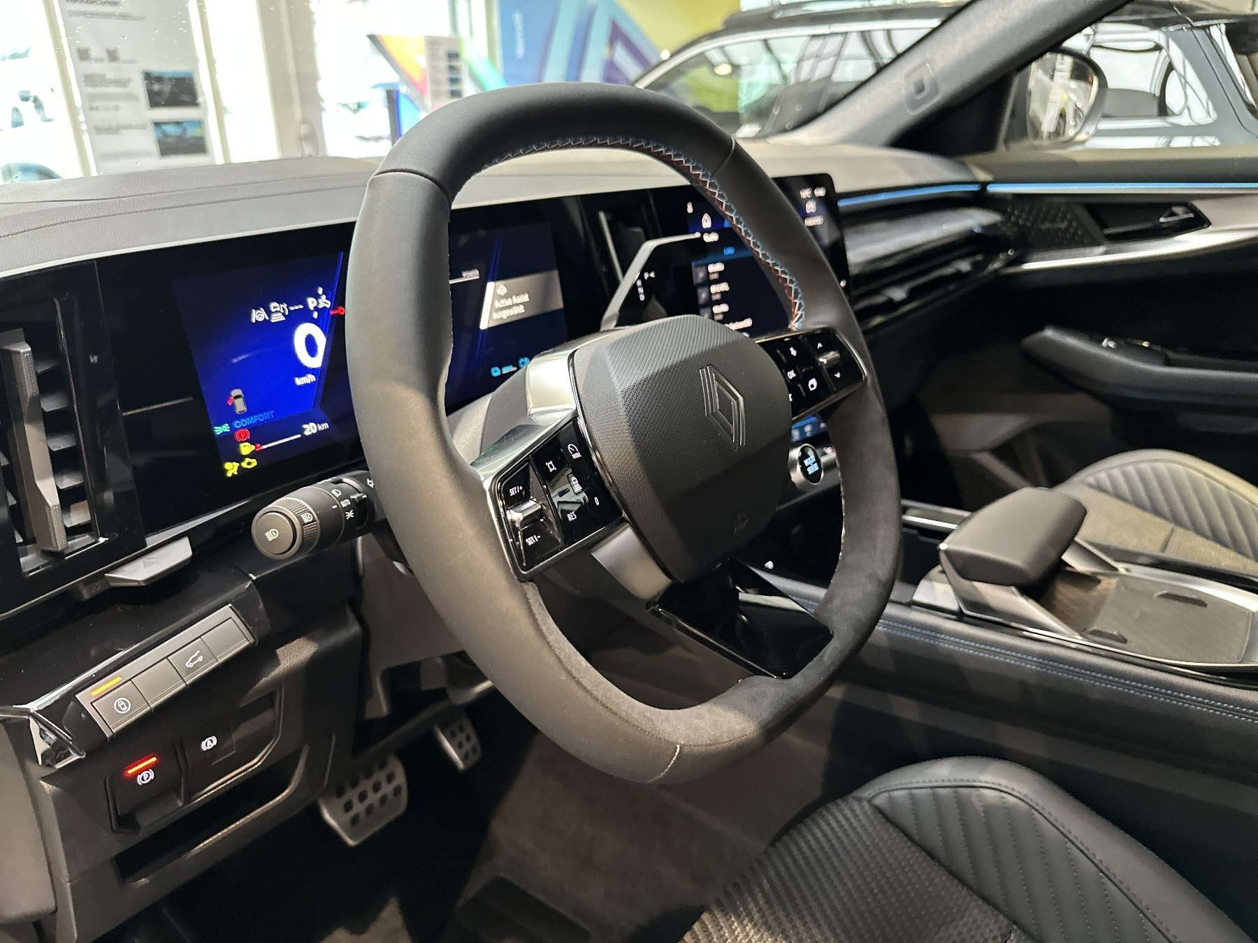 Bild 31 - Austral Esprit Alpine Full Hybrid E-Tech 200PS