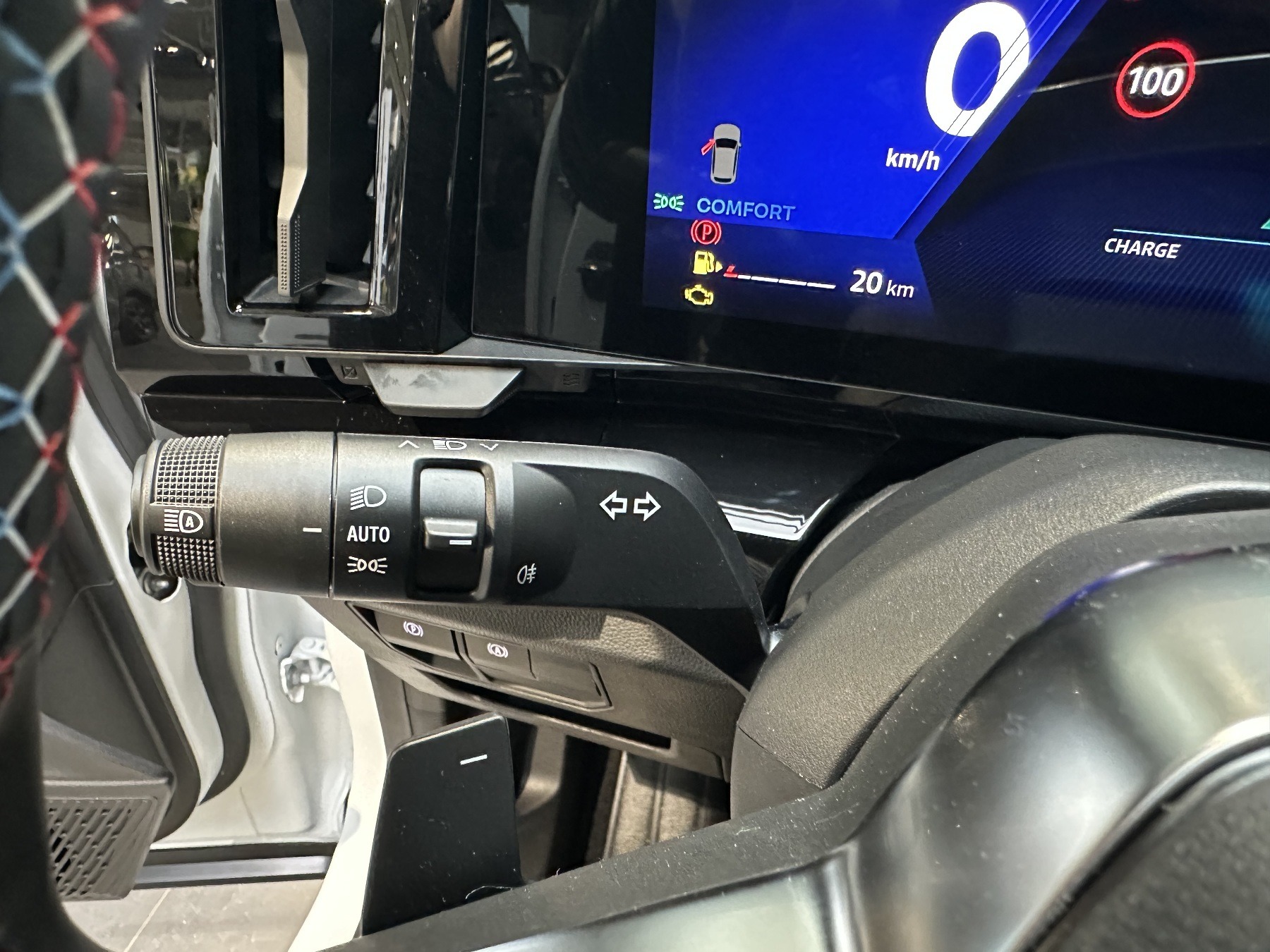 Bild 35 - Austral Esprit Alpine Full Hybrid E-Tech 200PS