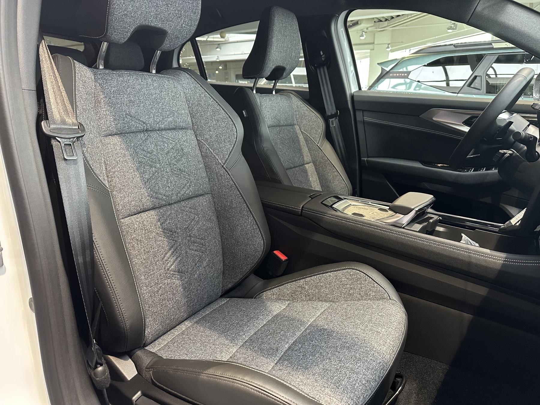 Bild 11 - Rafale Techno Full Hybrid 200 PS