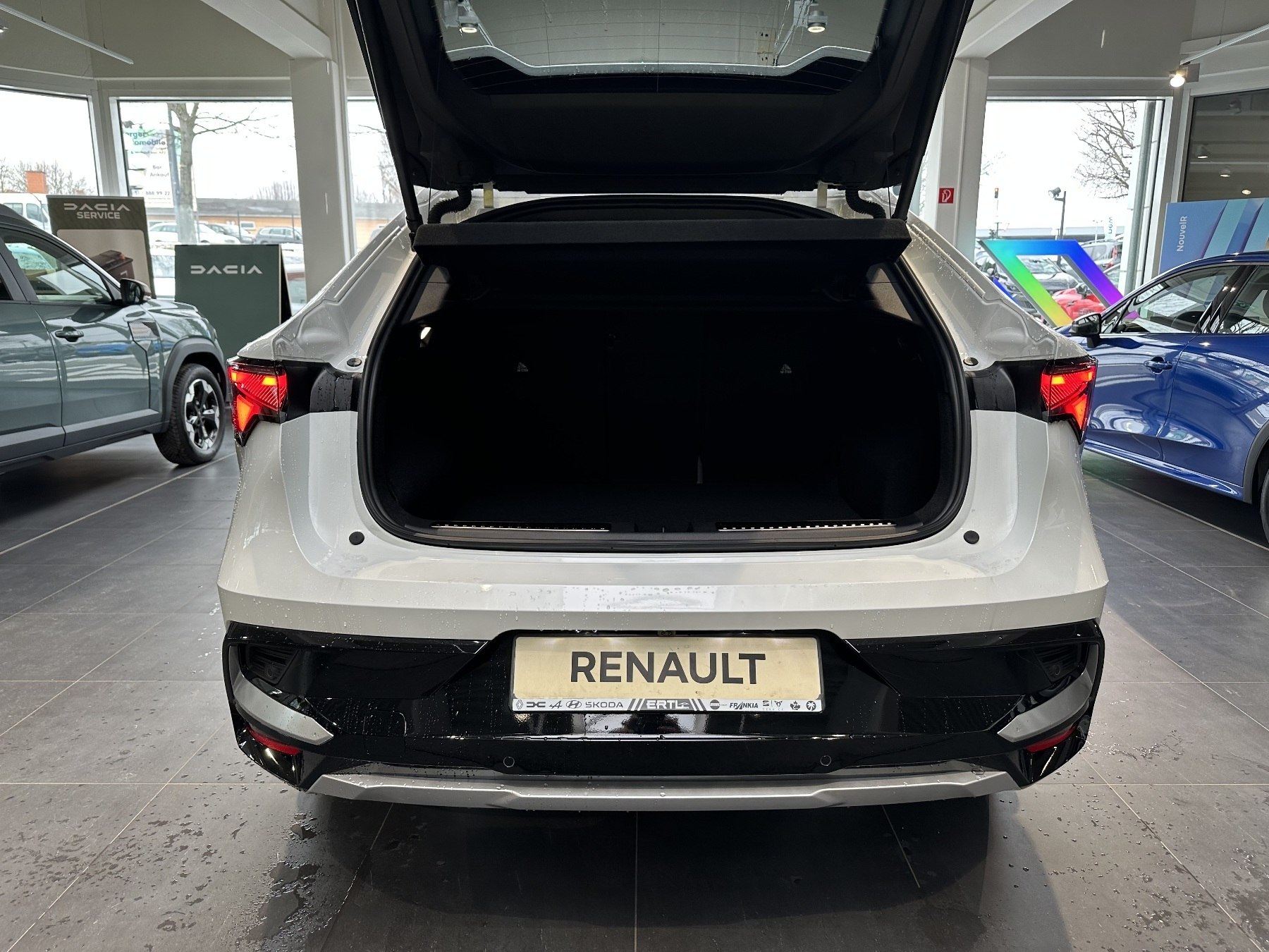Bild 23 - Rafale Techno Full Hybrid 200 PS