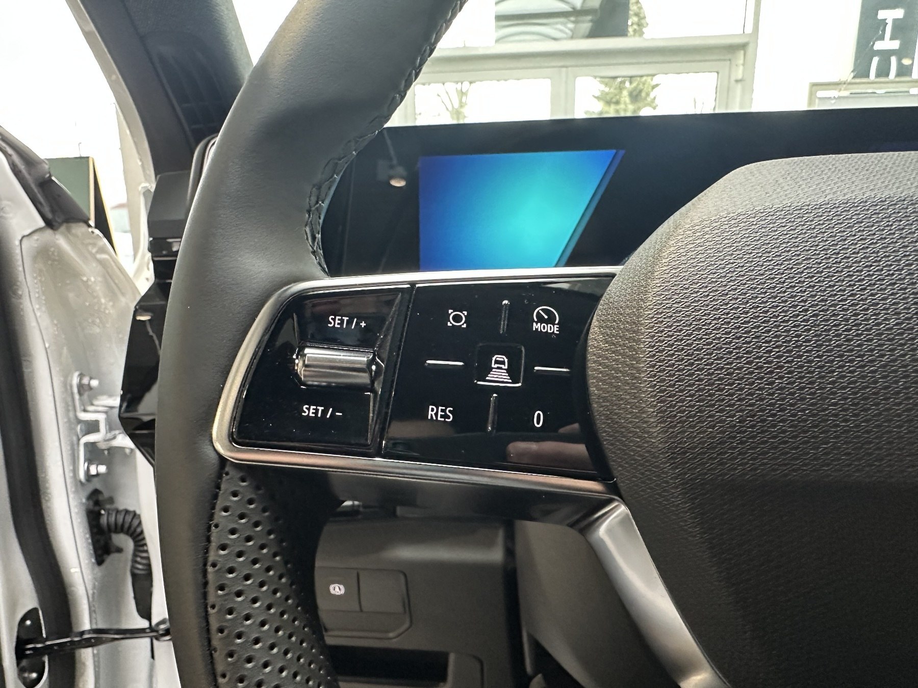 Bild 35 - Rafale Techno Full Hybrid 200 PS