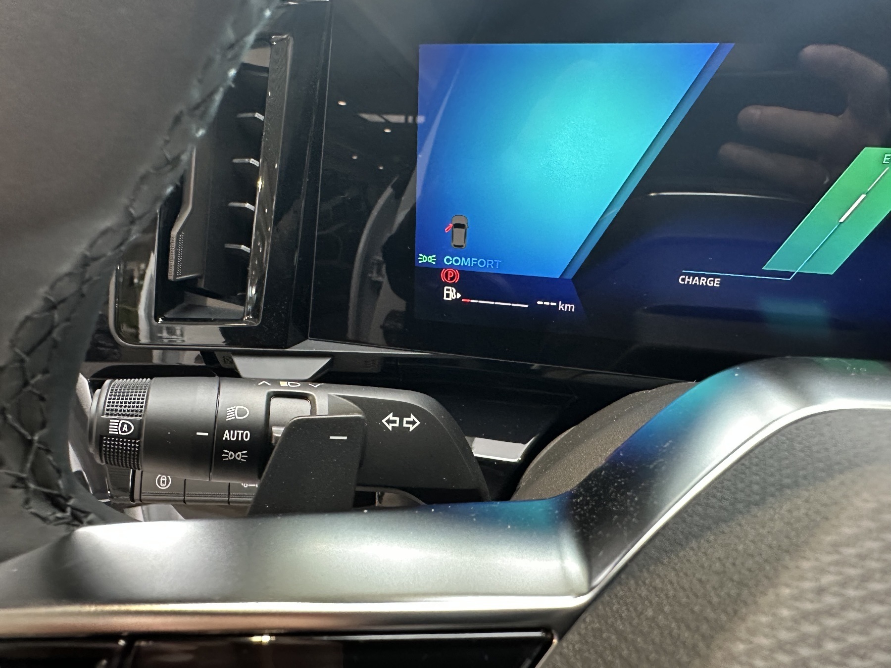 Bild 37 - Rafale Techno Full Hybrid 200 PS