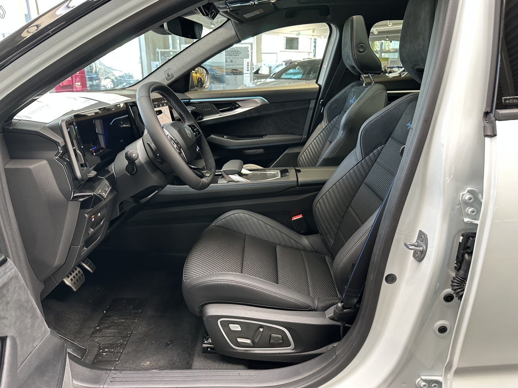 Bild 35 - Austral Esprit Alpine Full Hybrid 200PS