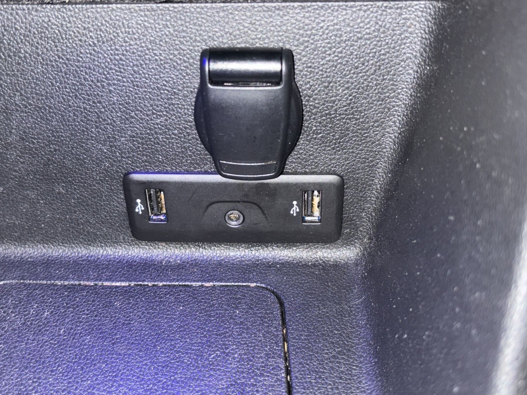 Bild 13 - Koleos TECHNO BLUE dCi 185 PS 4WD Automatik
