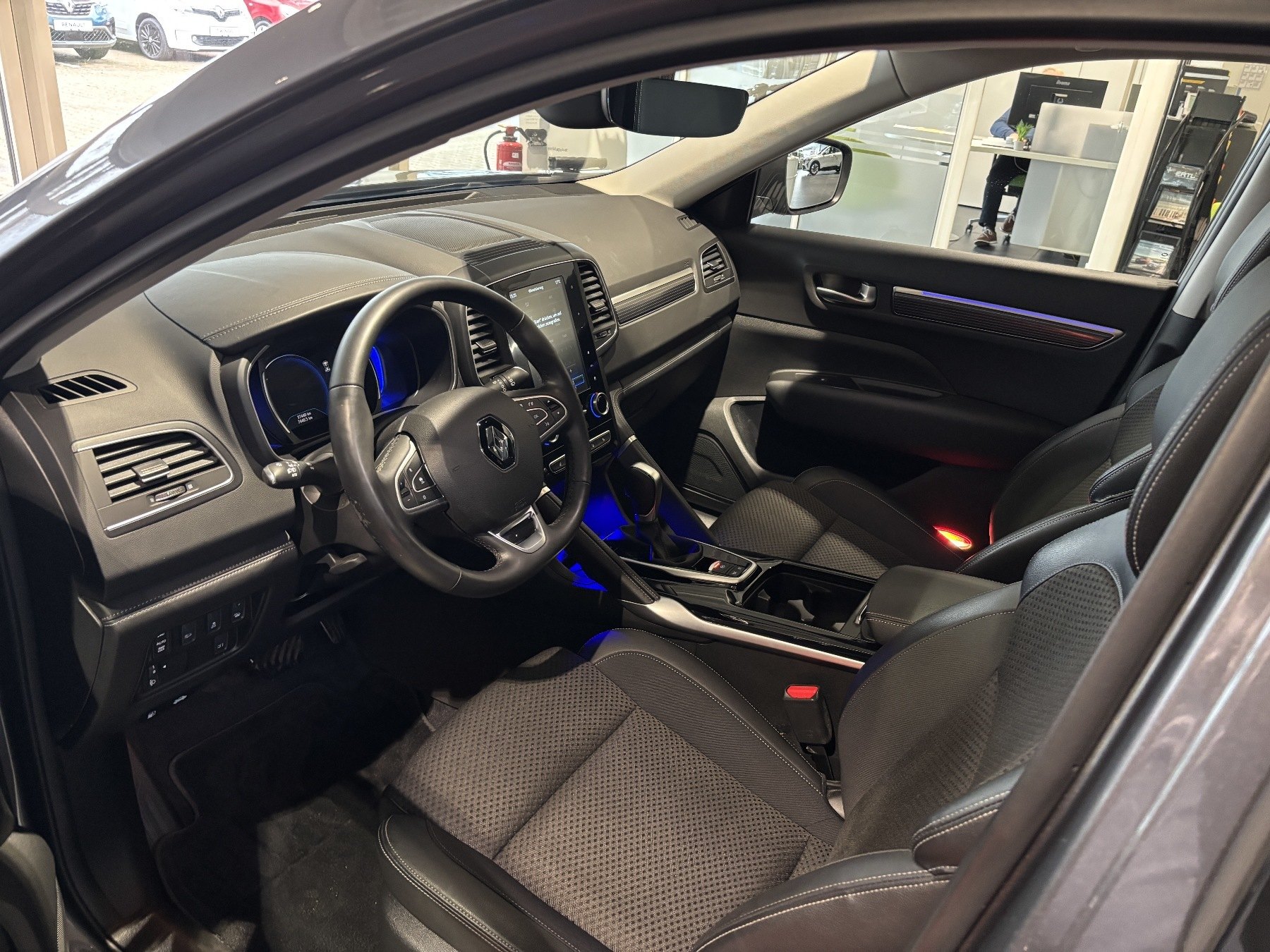 Bild 21 - Koleos TECHNO BLUE dCi 185 PS 4WD Automatik
