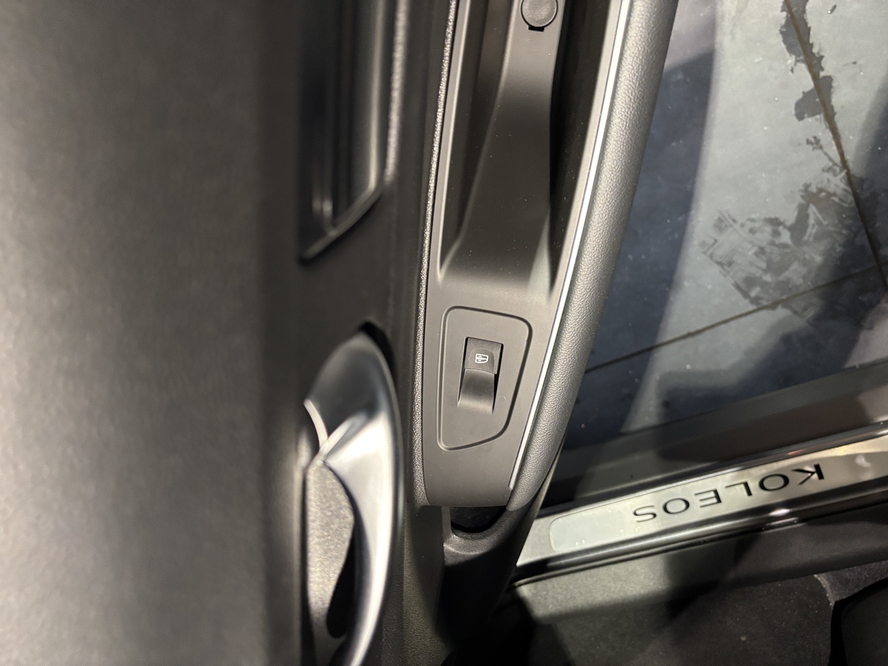 Bild 39 - Koleos TECHNO BLUE dCi 185 PS 4WD Automatik