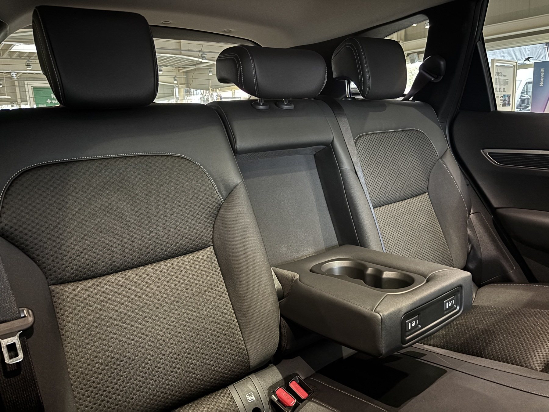 Bild 7 - Koleos TECHNO BLUE dCi 185 PS 4WD Automatik